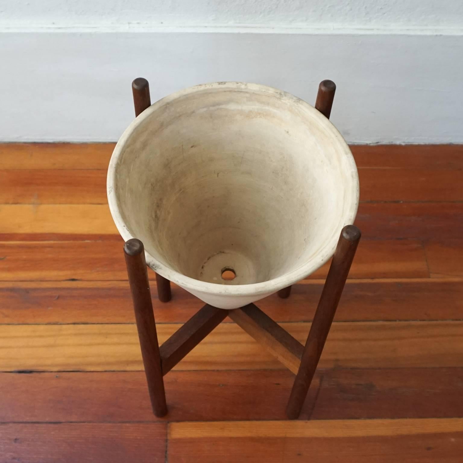Mid-20th Century La Gardo Tackett for Architectural Pottery Cone Planter with Wood Stand