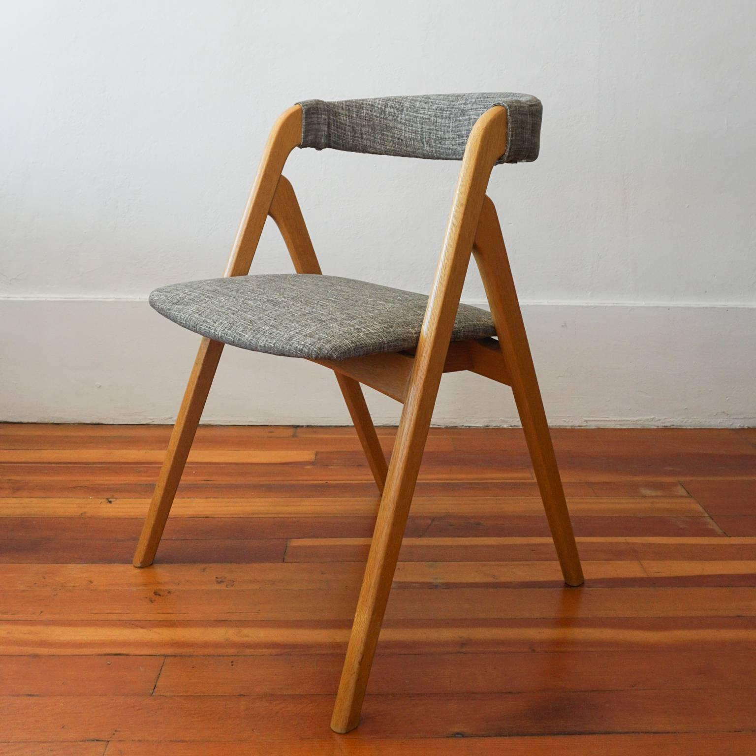Mid-Century Modern Set of Six 1950s Japanese Dining Chairs in Ash