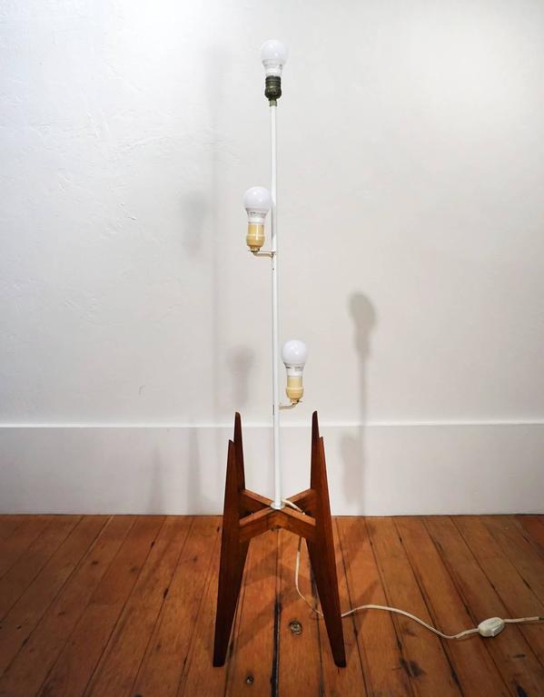 1950s Modern Japanese Origami Floor Lamp at 1stDibs modern japanese