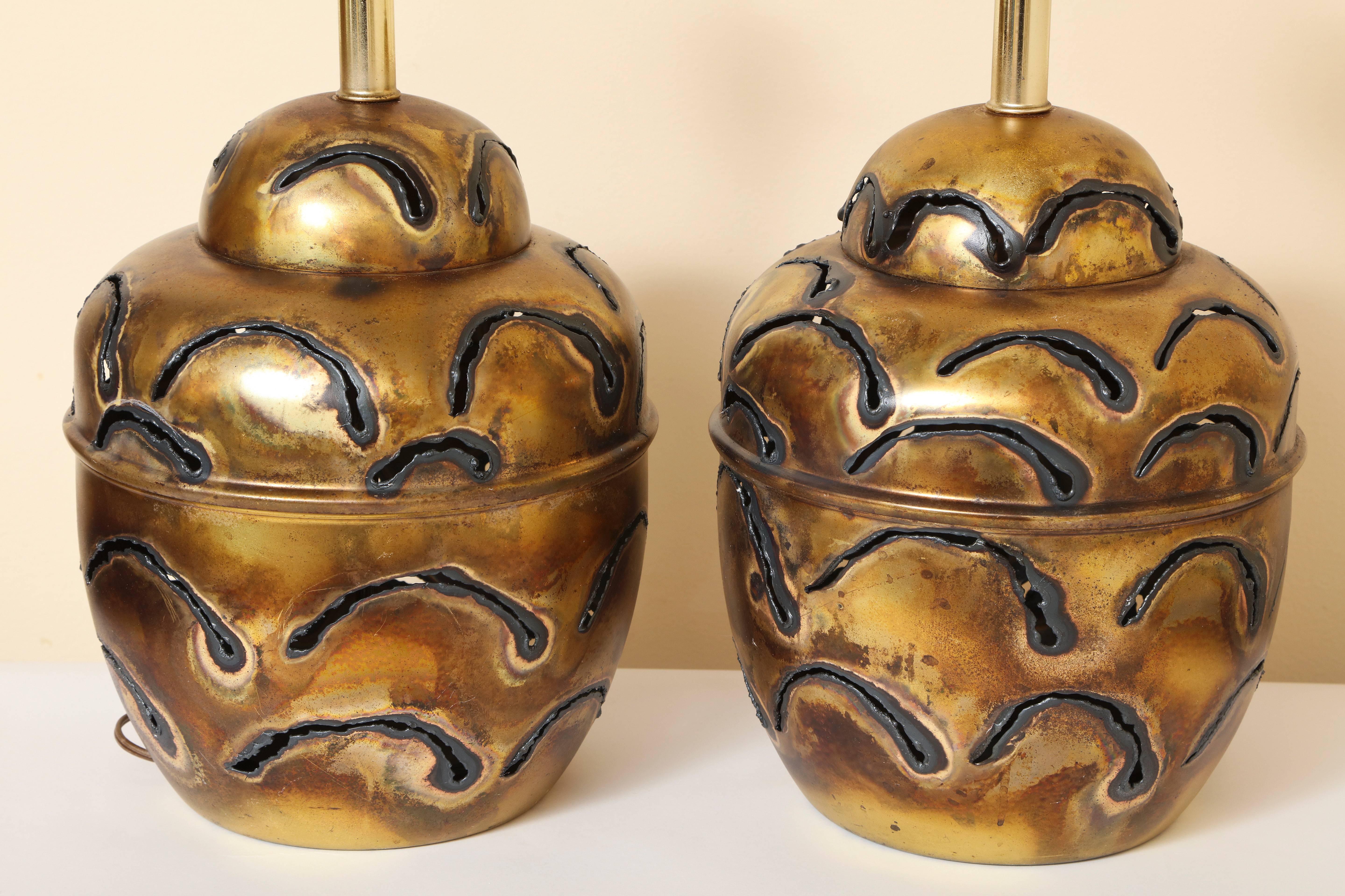 Pair of Ginger Jar Form Brutalist Welded Metal Table Lamps with Pierced Design 5