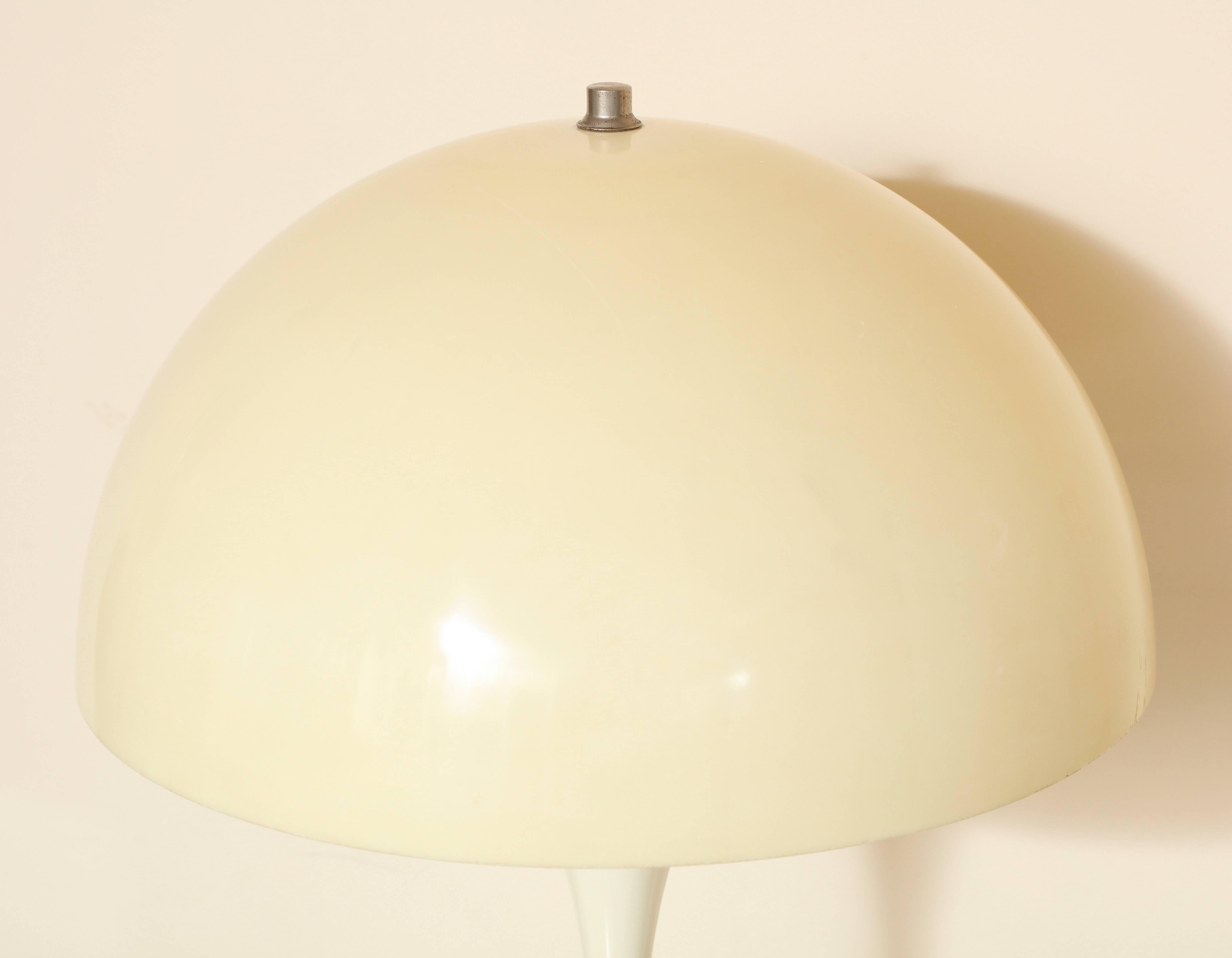Iconic Panthella Table Lamp by Verner Panton for Louis Poulsen, Original Stamp In Excellent Condition In New York, NY