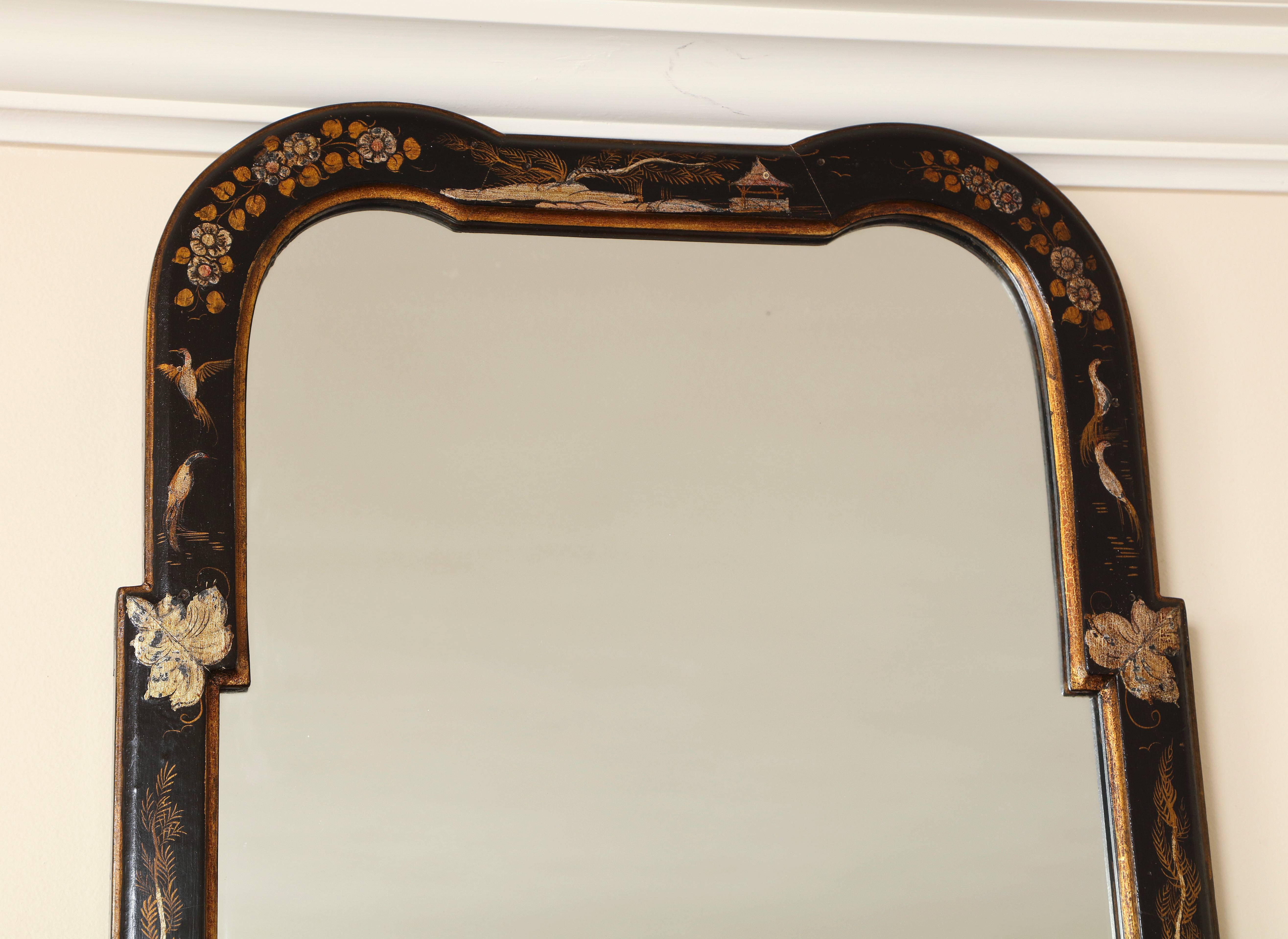 Italian Mid-Century Modern Tall and Narrow Gilded and Painted Chinoiserie Mirror In Excellent Condition In New York, NY