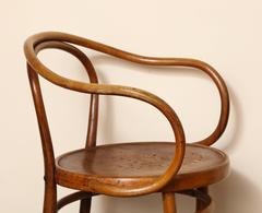 Bentwood B-9 Chair by Michael Thonet, Manufactured by Jacob & Josef Kohn