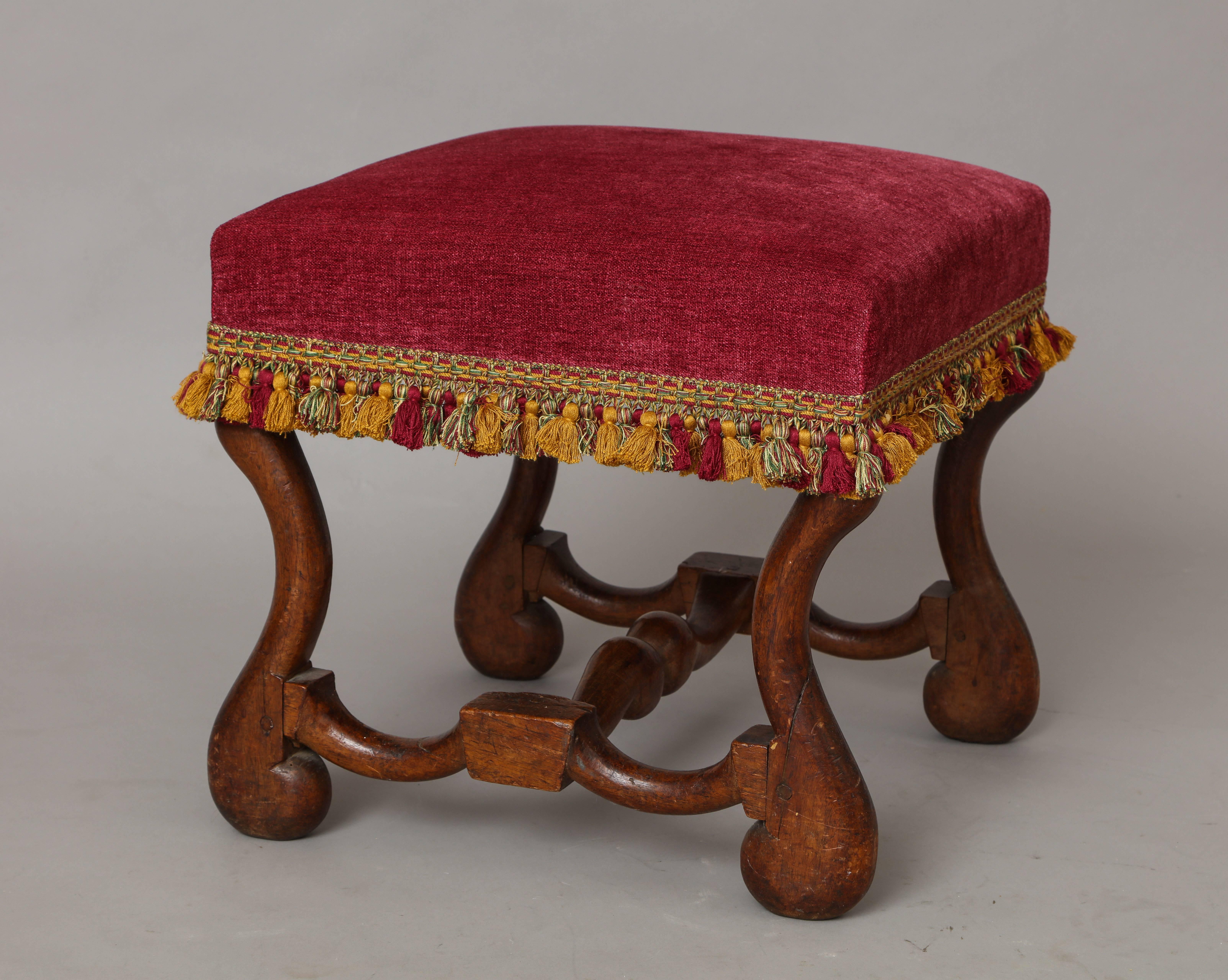 French Louis XIII Period Walnut Bench with ‘Os De Mouton’ Legs 1