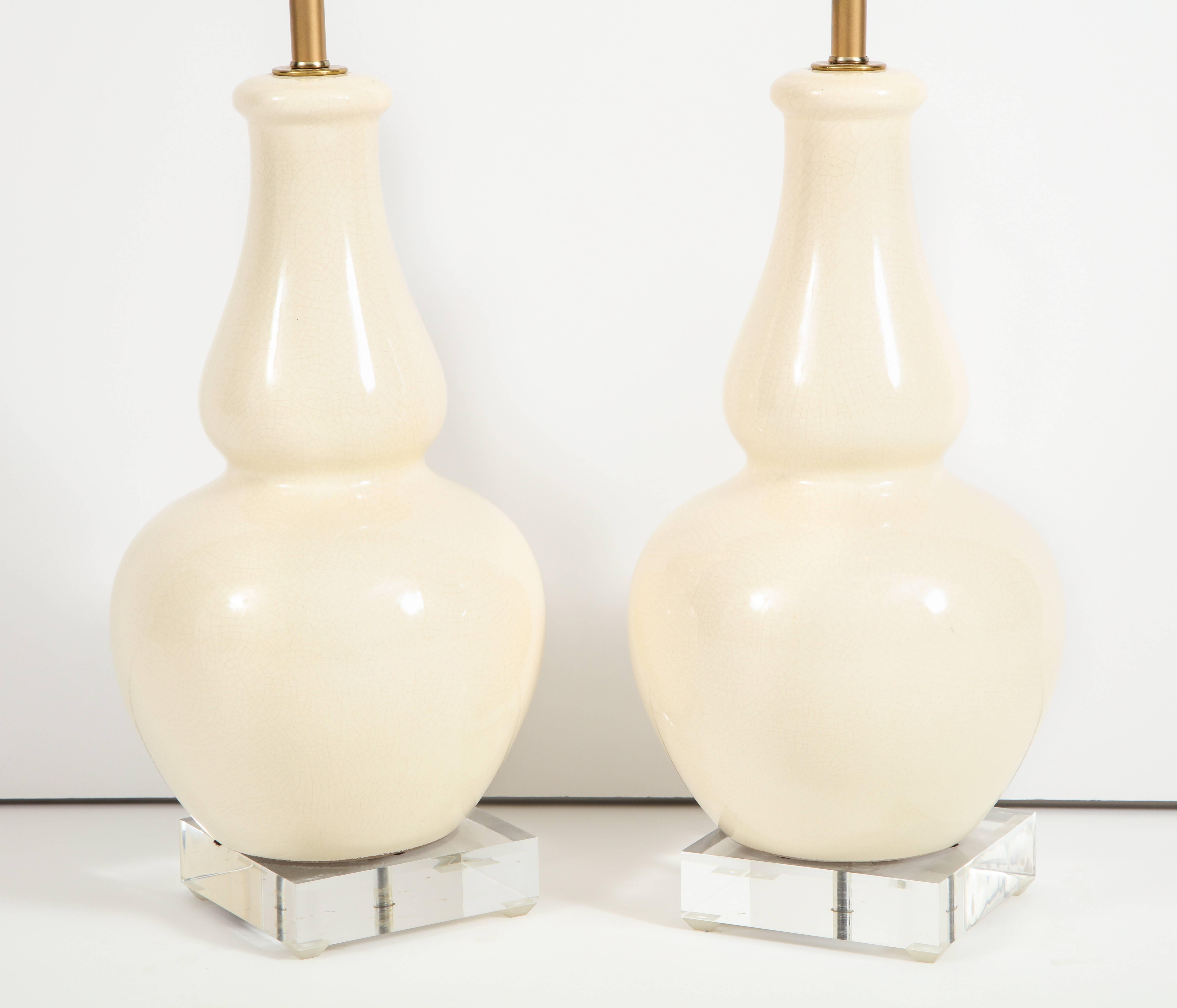 Italian Pair of Cream Glazed Gourd Vase Lamps with Lucite Square Base