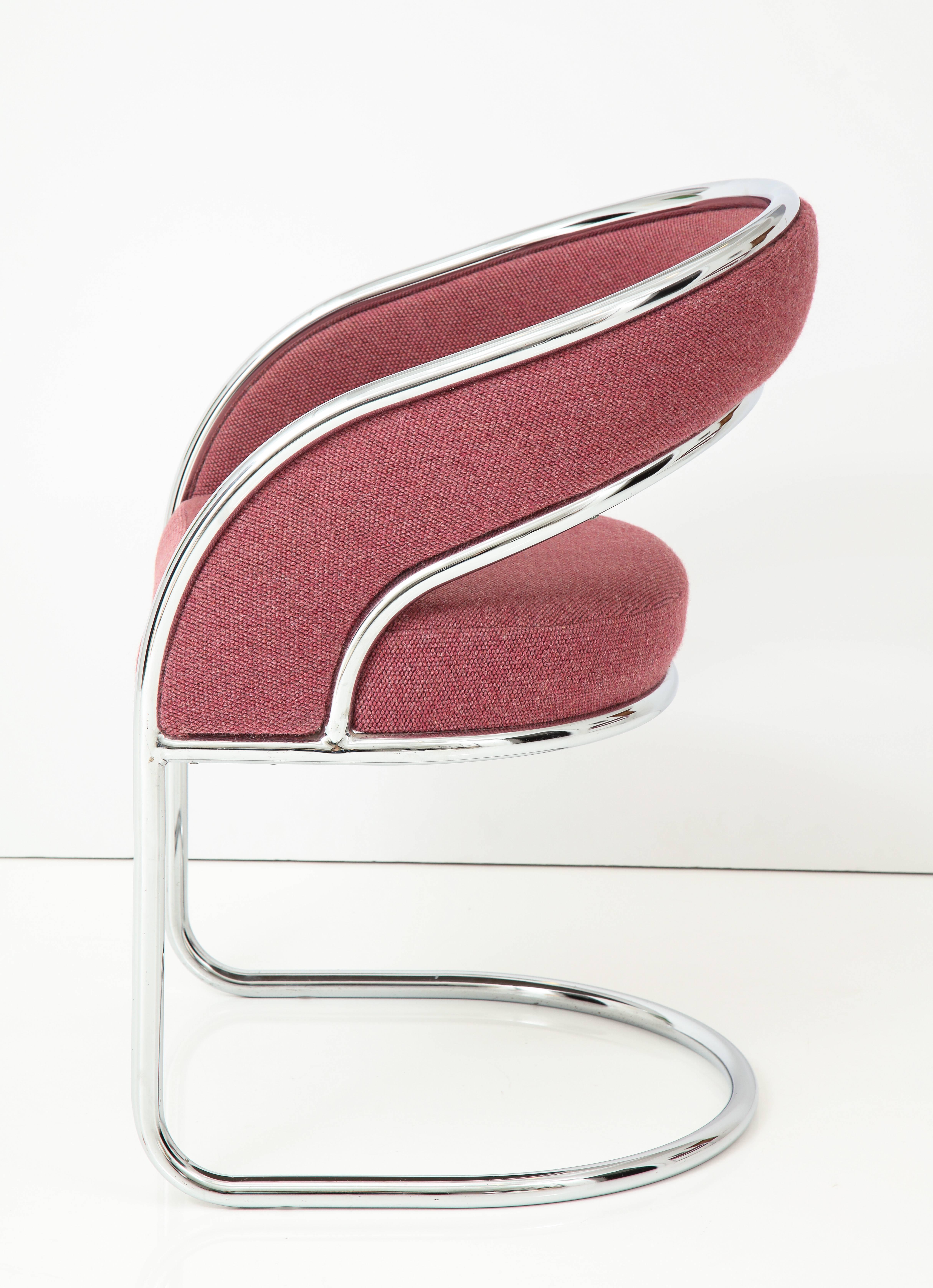Pair of 1970s Chrome Cantilever Armchairs 1