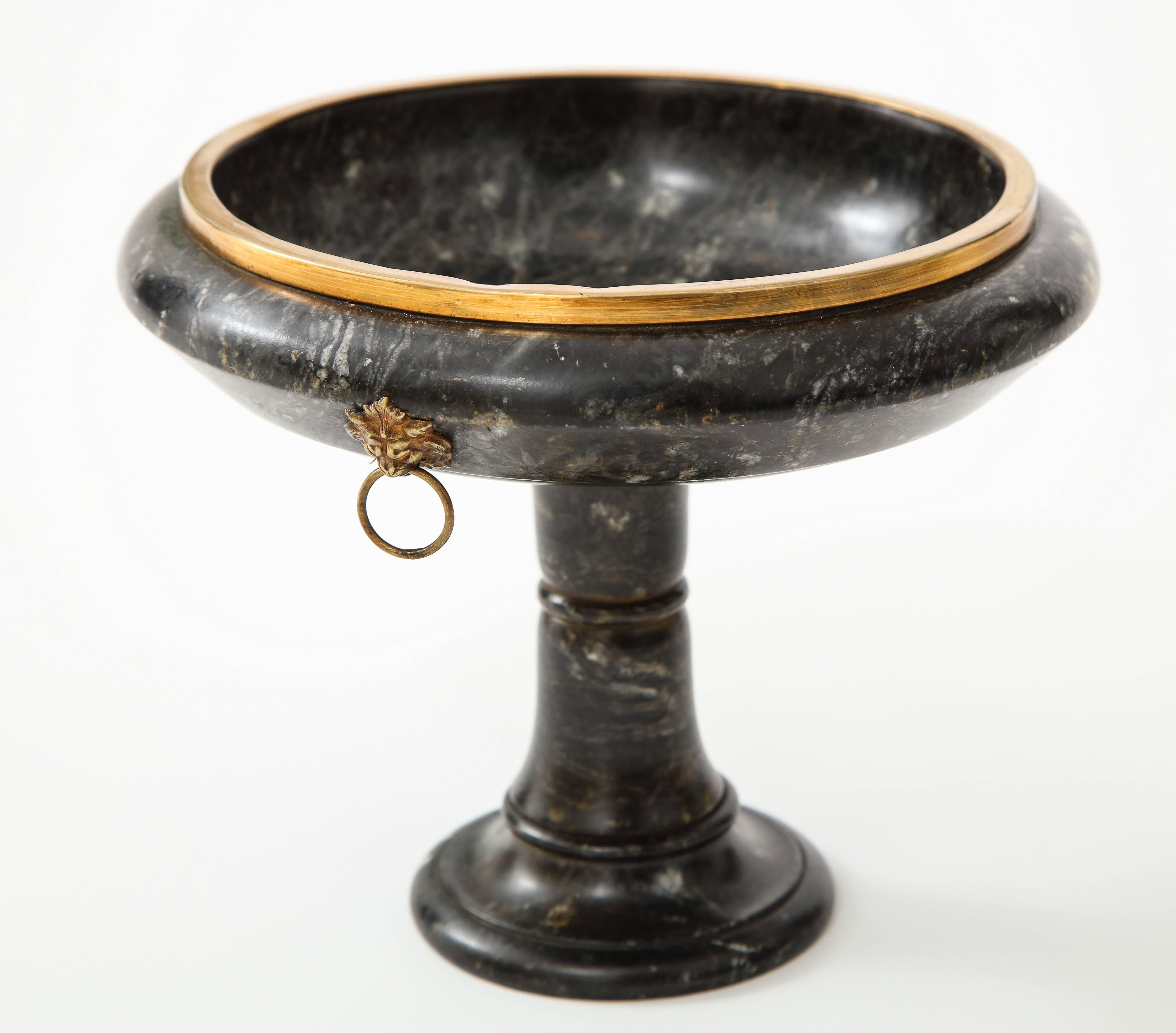 19th Century Italian Marble Tazza with Gilt Bronze Lion Decoration In Excellent Condition In New York, NY