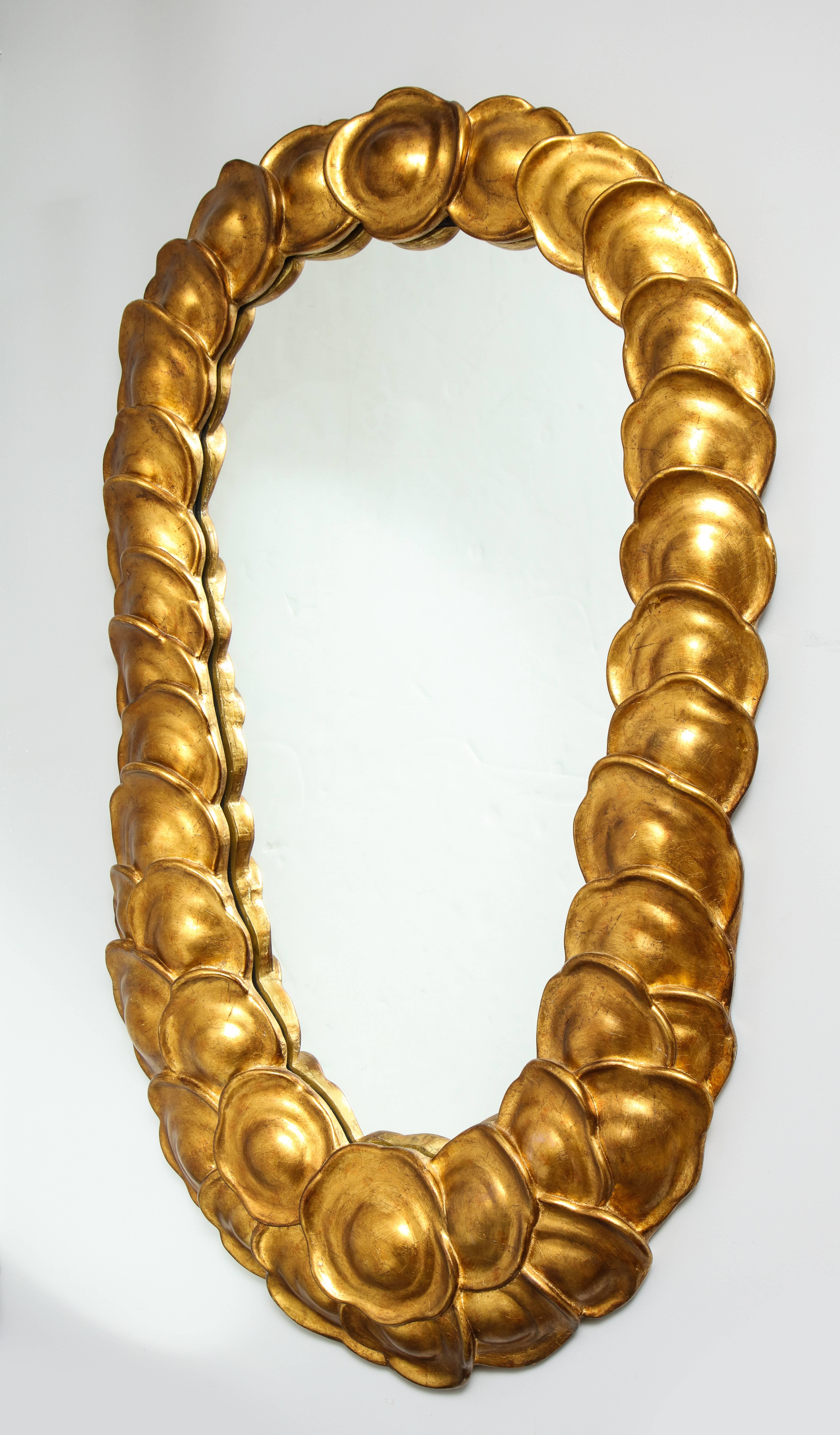 Italian Modernist Gilded and Carved Mirror with Overlapping Disc Design In Excellent Condition In New York, NY