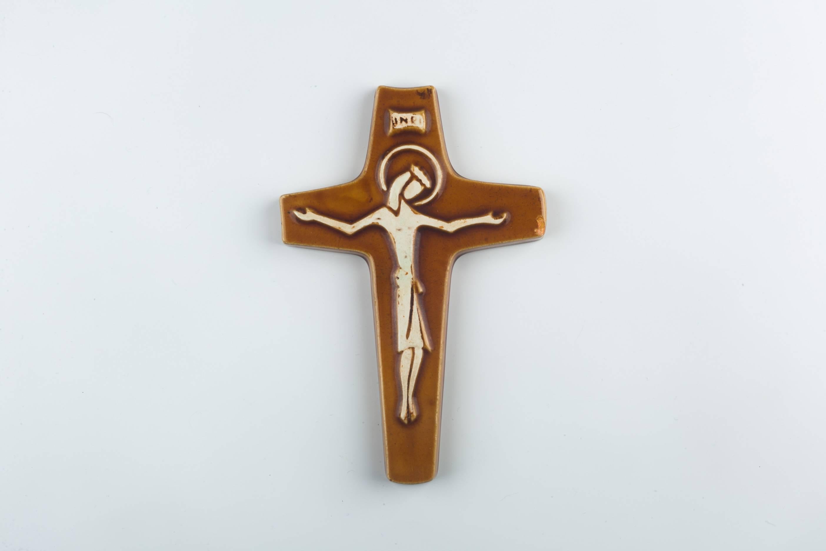 Hand-Painted Wall Cross, Brown, White Painted Ceramic, Handmade in Belgium, 1960s For Sale