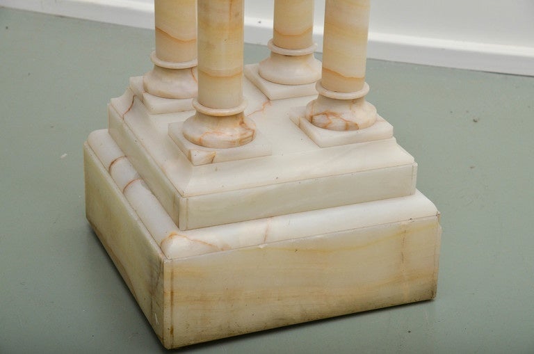 White Onyx Pedestal In Good Condition For Sale In Southampton, NY