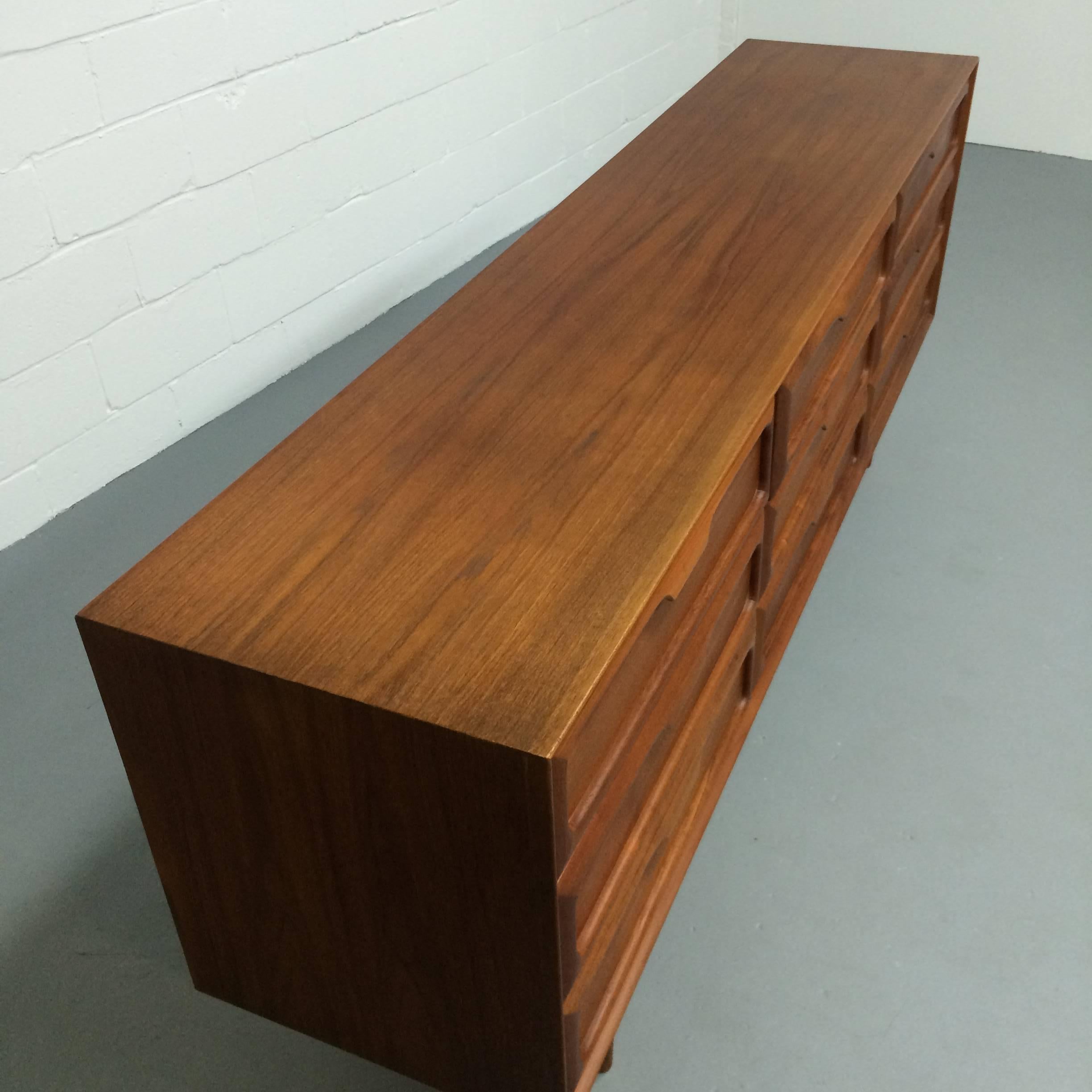 Mid-Century Modern Teak Long Credenza/ Dresser 1