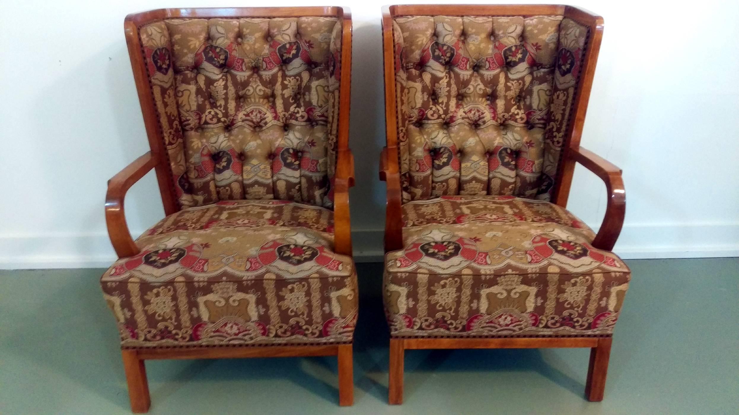 20th Century Pair of Unusual Wingback Lounge Chairs, Attributed to Jules Leleu