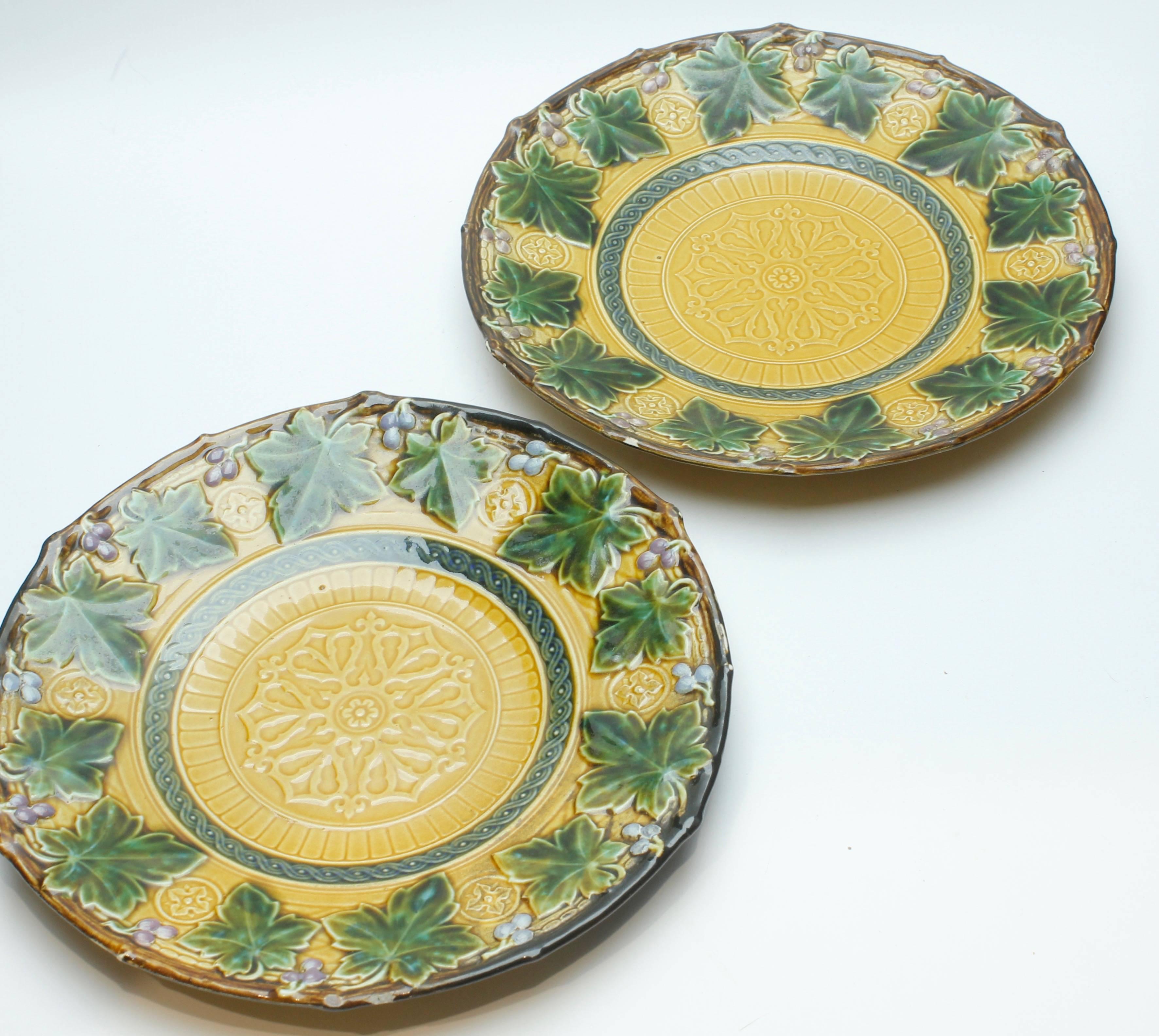 Glazed Art Nouveau Majolica Pattern in Relief Set of 16 Plates Whit Boch Stamp, 1900s