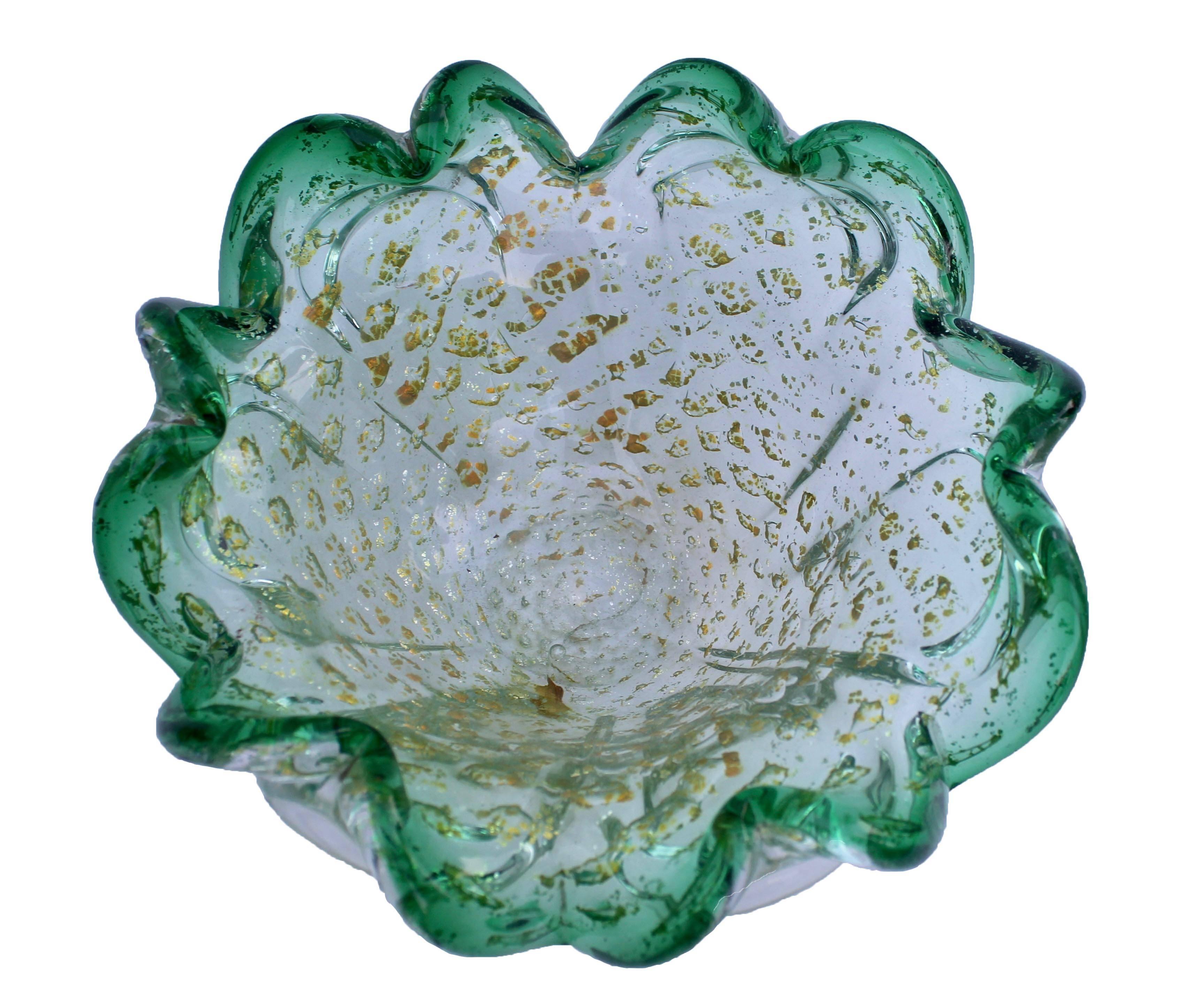 Hand-Crafted Murano Glass Chartreuse and Gold Fleck Ruffle Biomorphic Bowls of 1950s
