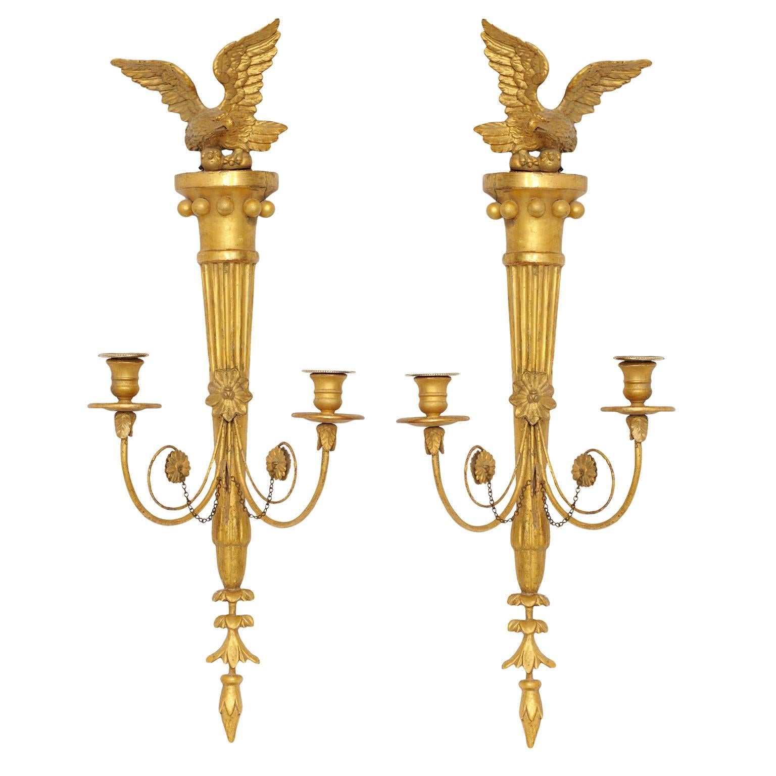 Fine Pair of Early Carved Giltwood English Regency Wall Lights, circa 1810 For Sale