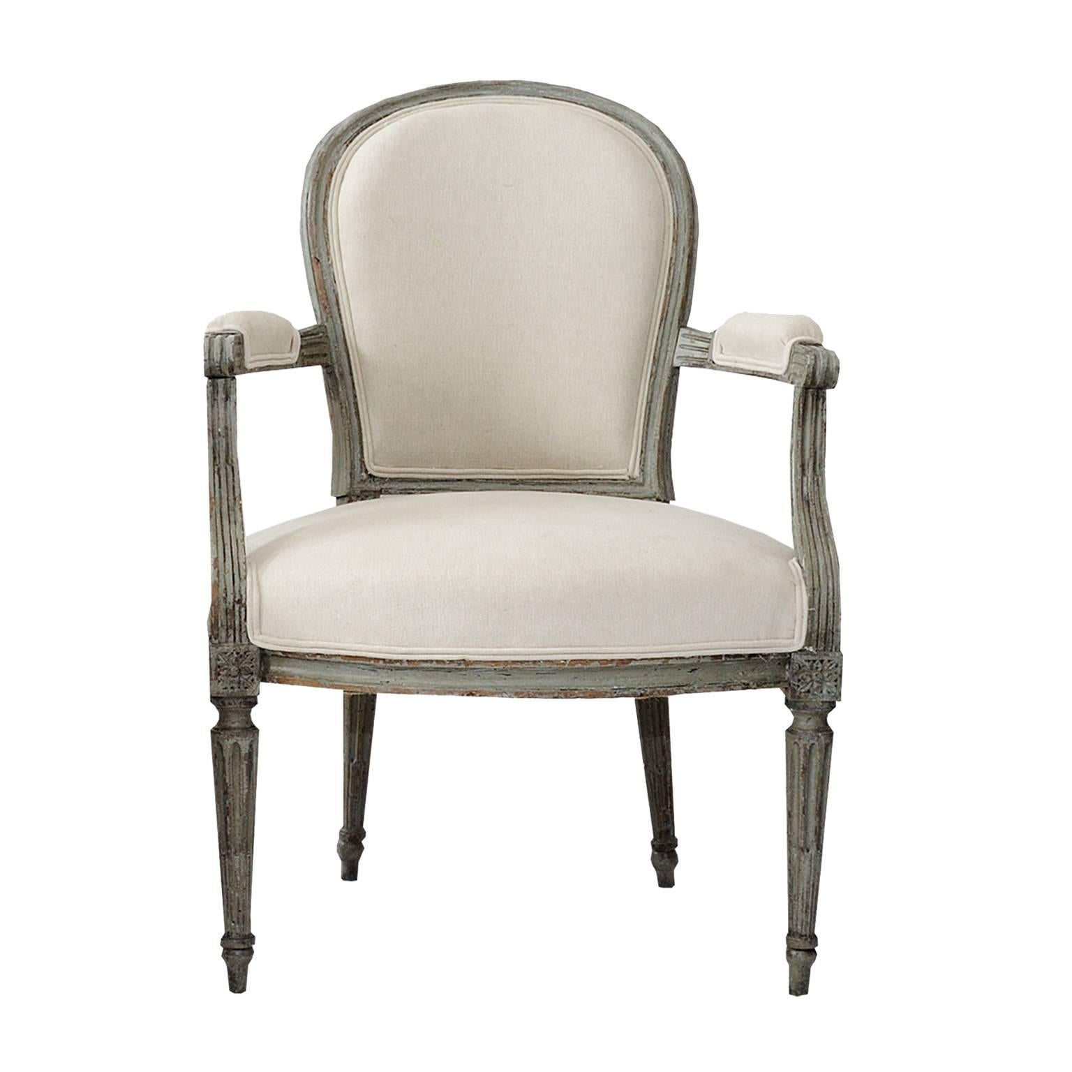 A rare and important late 18th century suite of six Louis XVI period painted open armchairs. 

These beautiful chairs have been re-upholstered in a plain understated neutral Scottish linen, this allows the natural beauty of their base design to