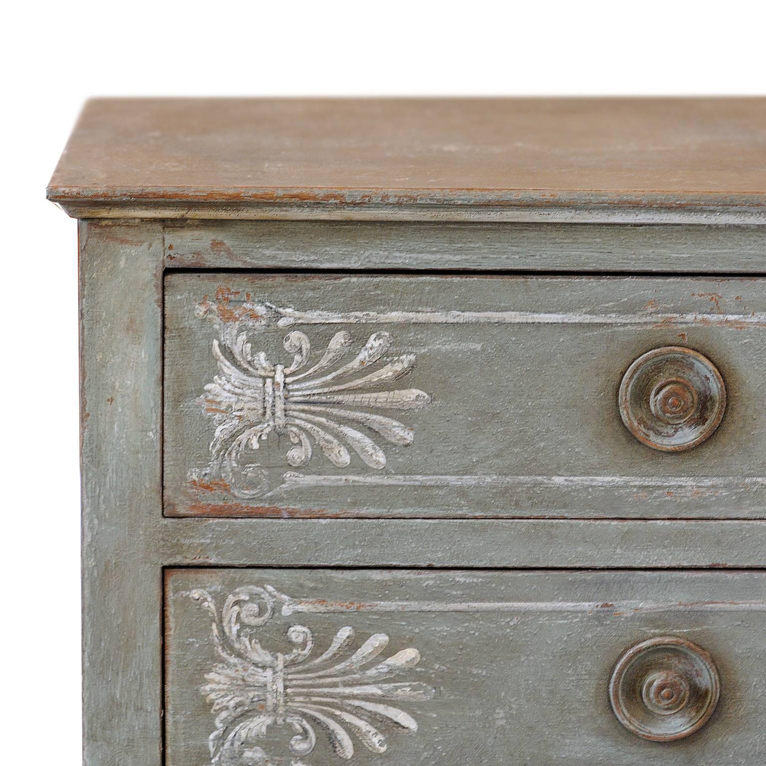 French Empire Style, Seven-Drawer Painted Oak Chest of Drawers, circa 1830 In Good Condition For Sale In Tetbury, Gloucestershire