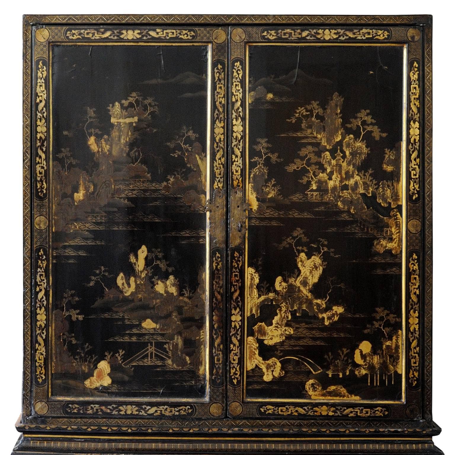 Mid-18th Century Rare Chinese Export George II Lacquered Cabinet, circa 1740 For Sale