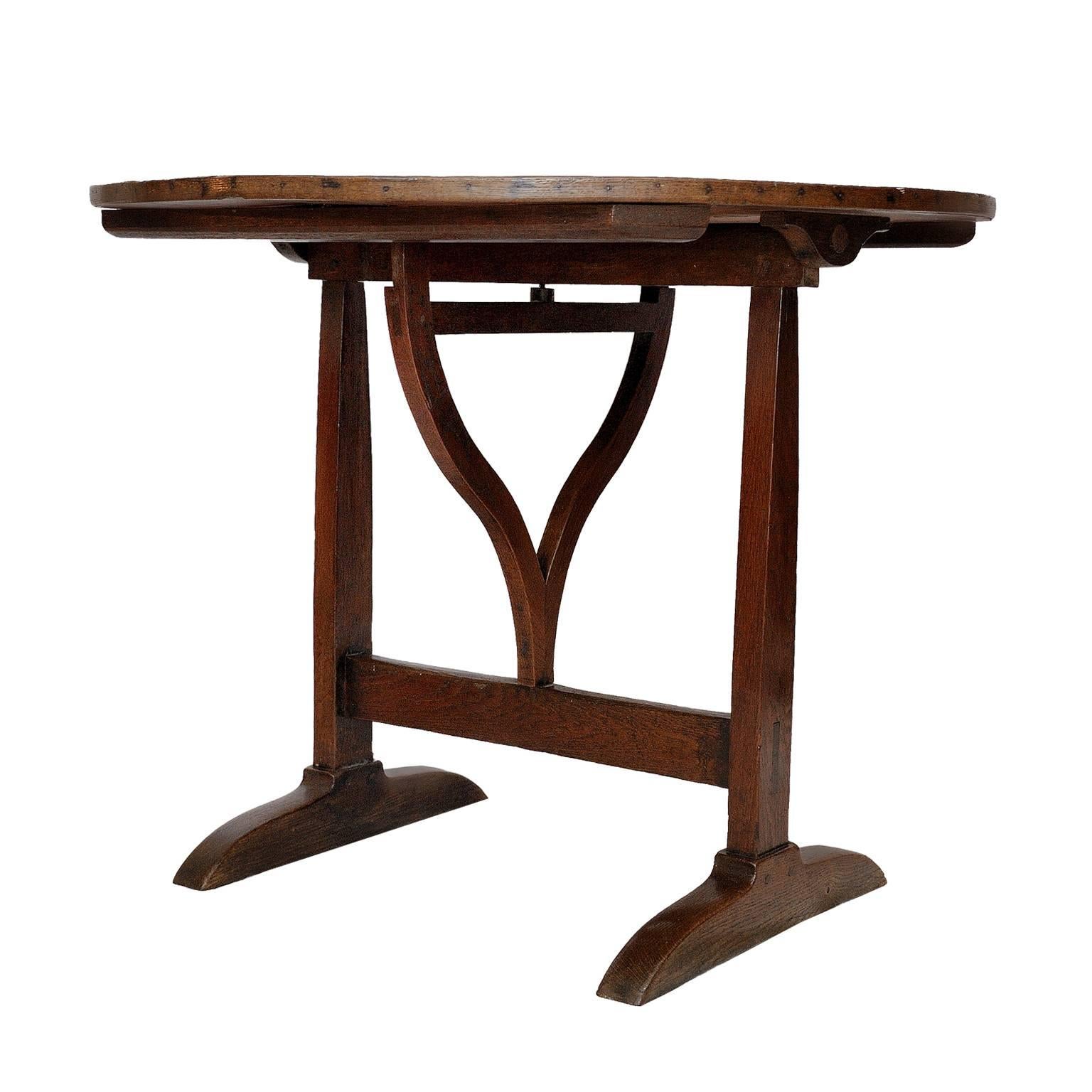 Polished Mid-19th Century French Oak and Pine Wine Tasting Table, circa 1840