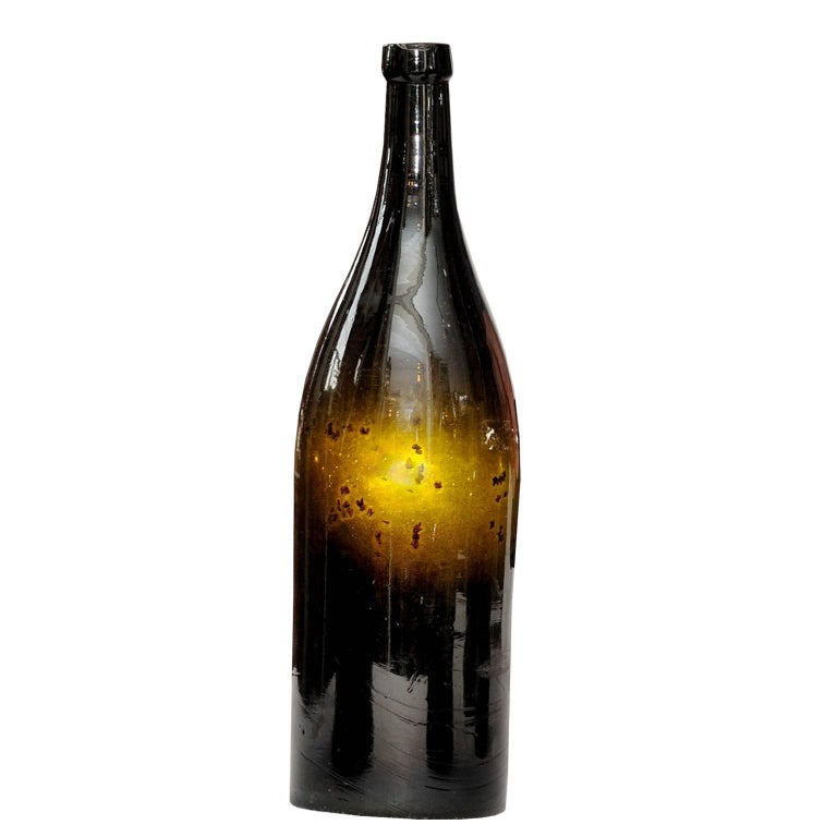 Collection of Five Old French Wine Bottles, circa 17601820 For Sale at
