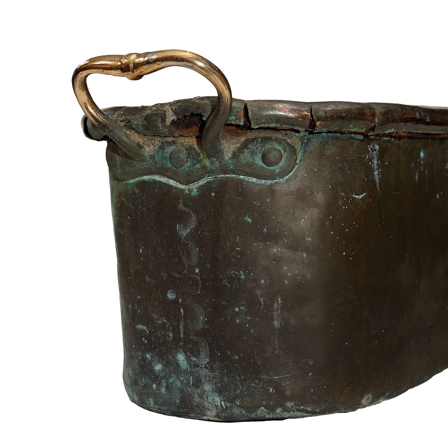 French, 18th Century Louis XIV Verdigris Copper Fish Kettle, circa 1780 In Good Condition For Sale In Tetbury, Gloucestershire