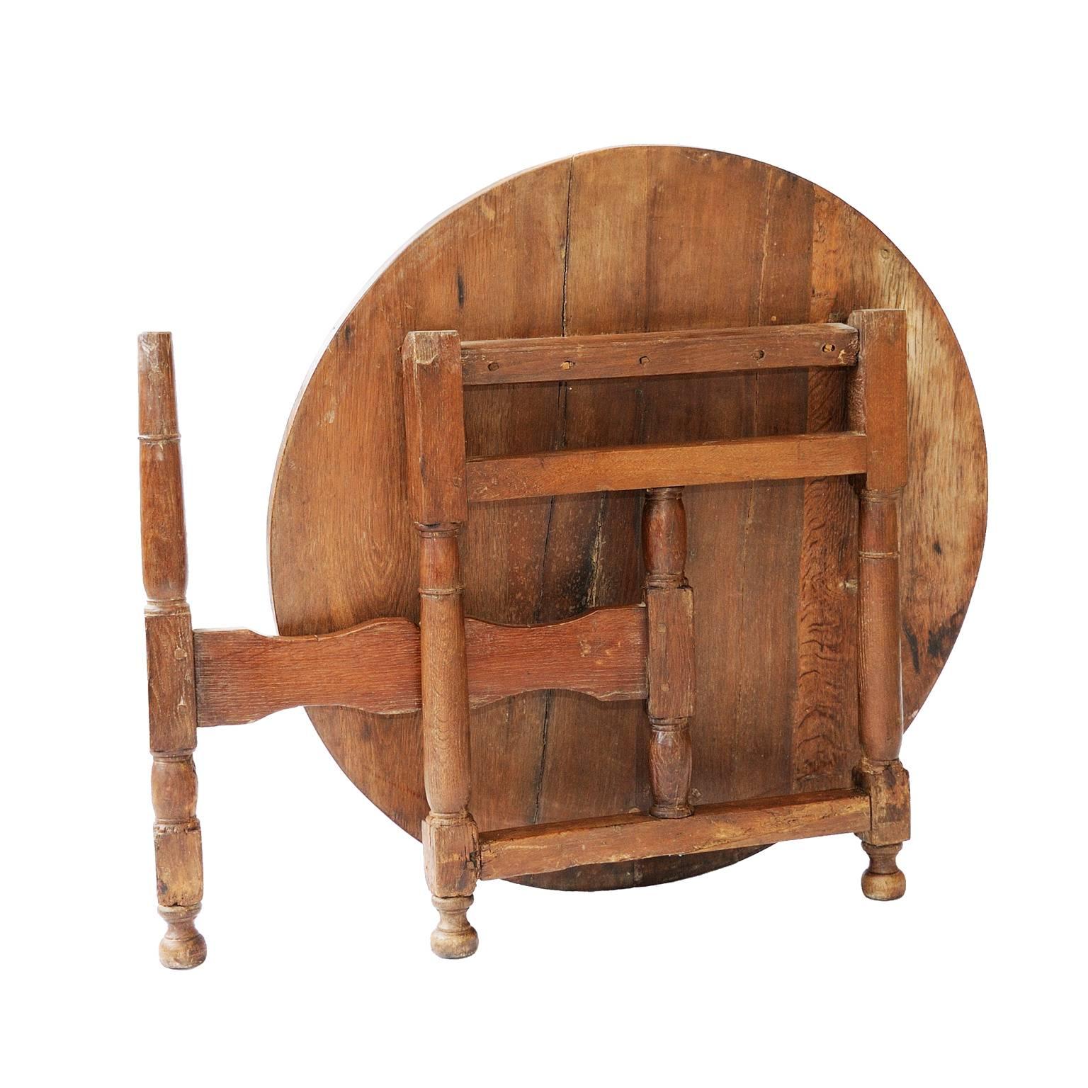 This is a stunning and rather rare example of a late 17th Century North Italian folding oak coaching/wine tasting Table, the oak displays a very pleasing patina, circa 1680.