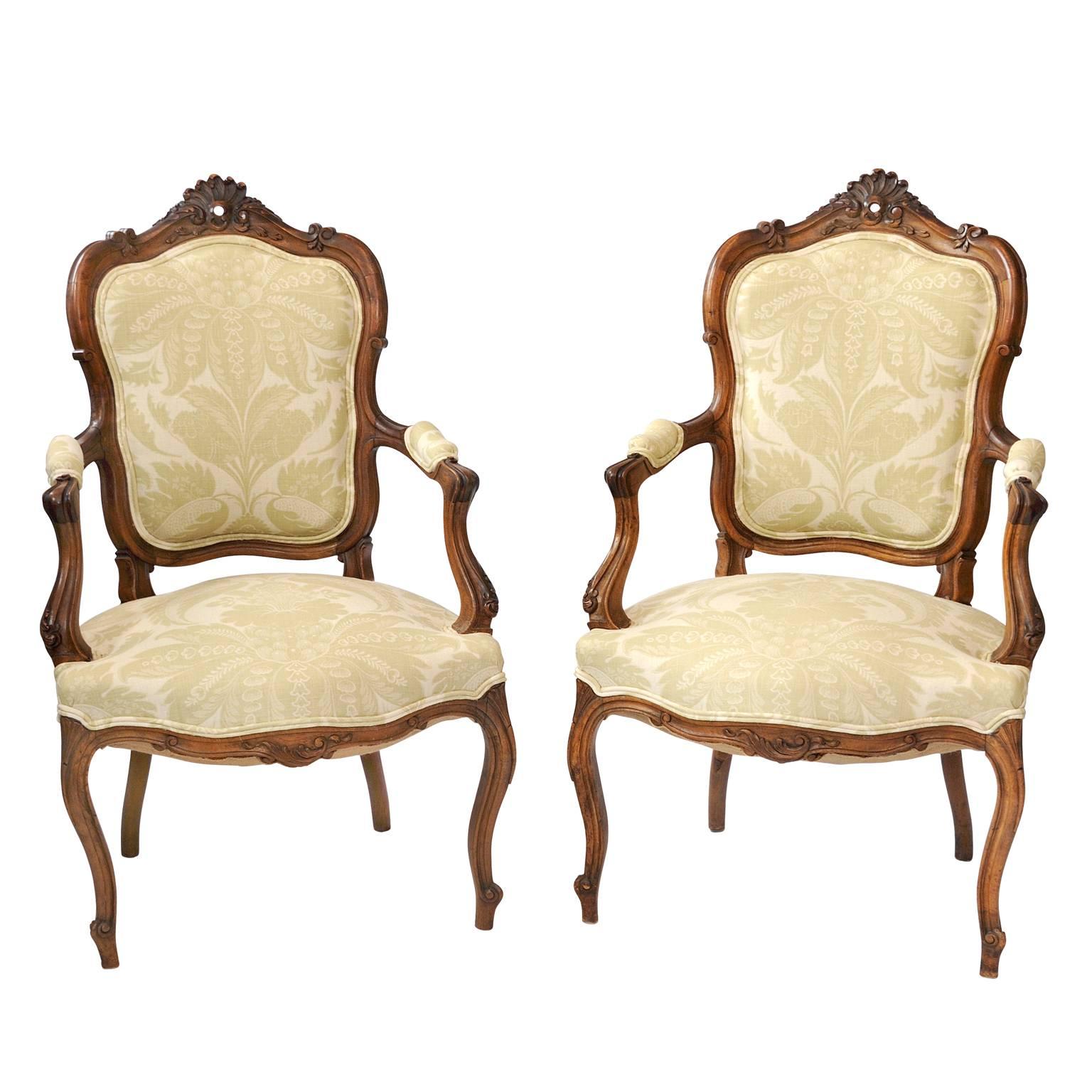 Pair of Carved Walnut 18th Century Style Italian Open Armchairs, circa 1880 For Sale