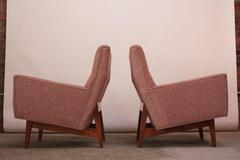 Pair of Floating Arm Chairs by Jens Risom
