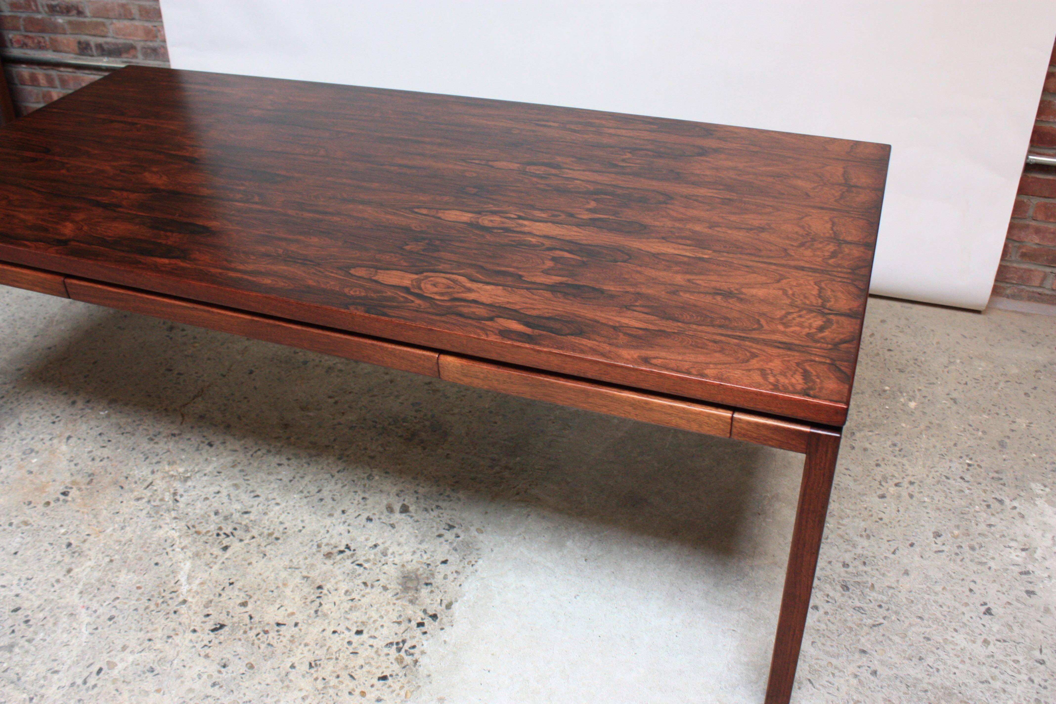 Mid-Century Rosewood Executive Desk In Excellent Condition In Brooklyn, NY
