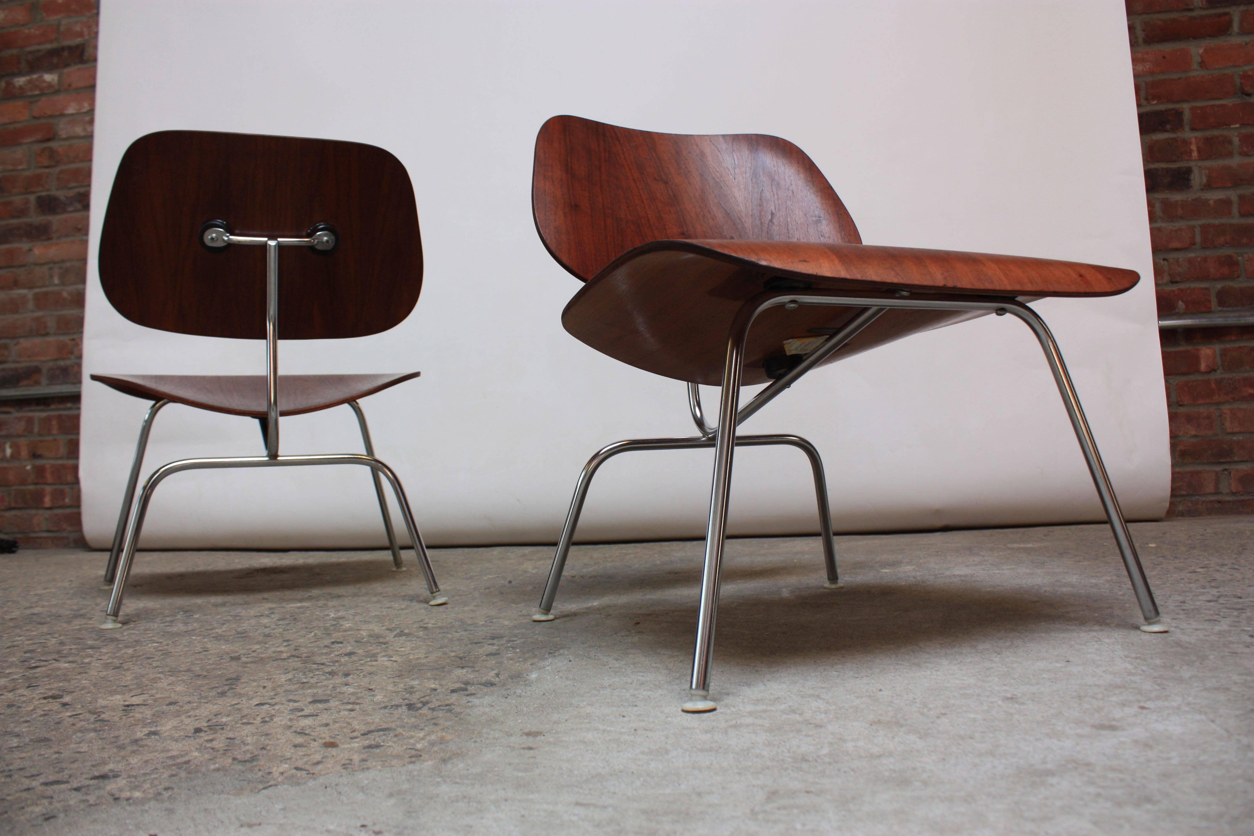 Mid-20th Century Pair of Eames for Herman Miller LCM Chairs in Walnut