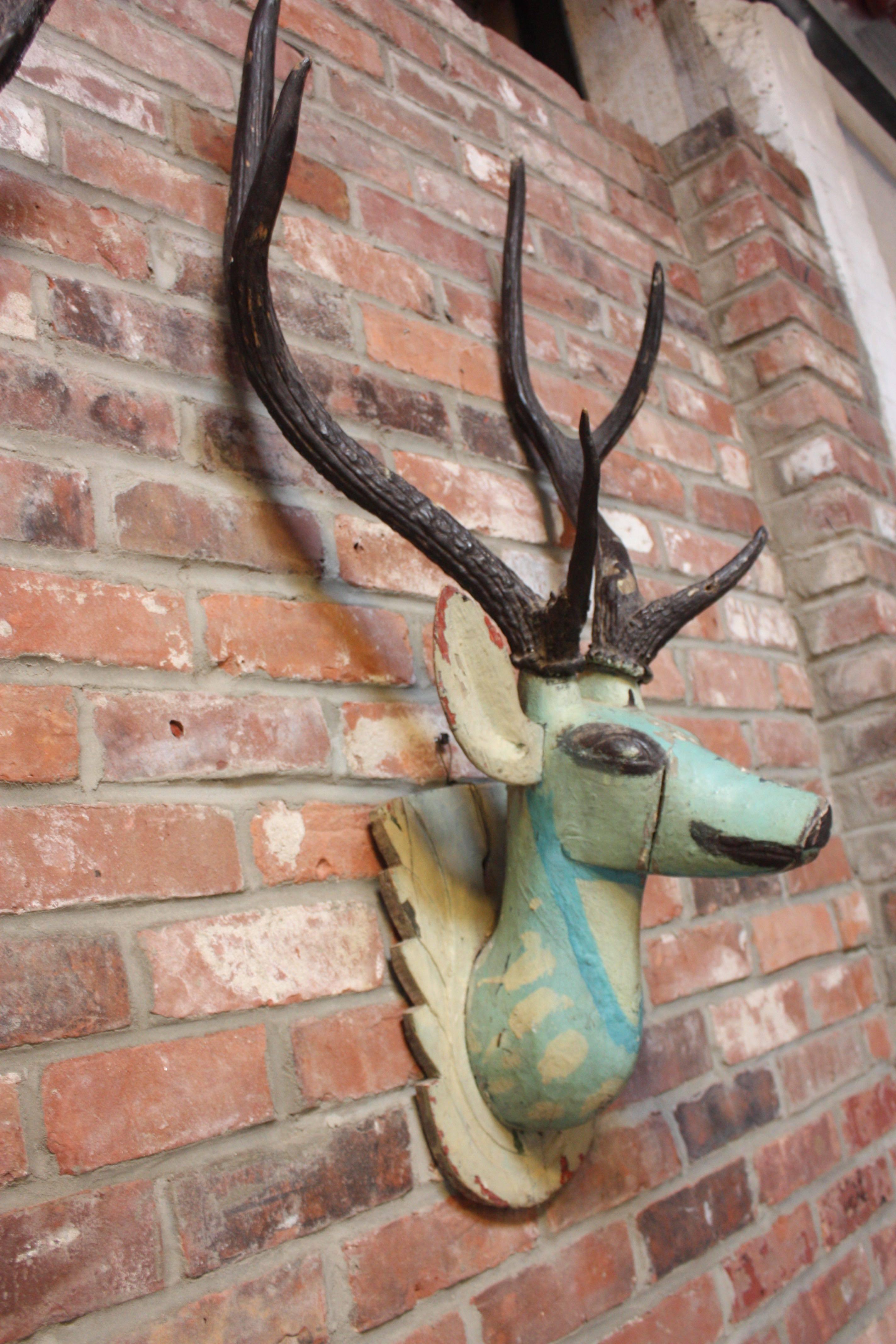 Pair of Folk Art Hand-Painted Mounted Deer Heads In Distressed Condition In Brooklyn, NY