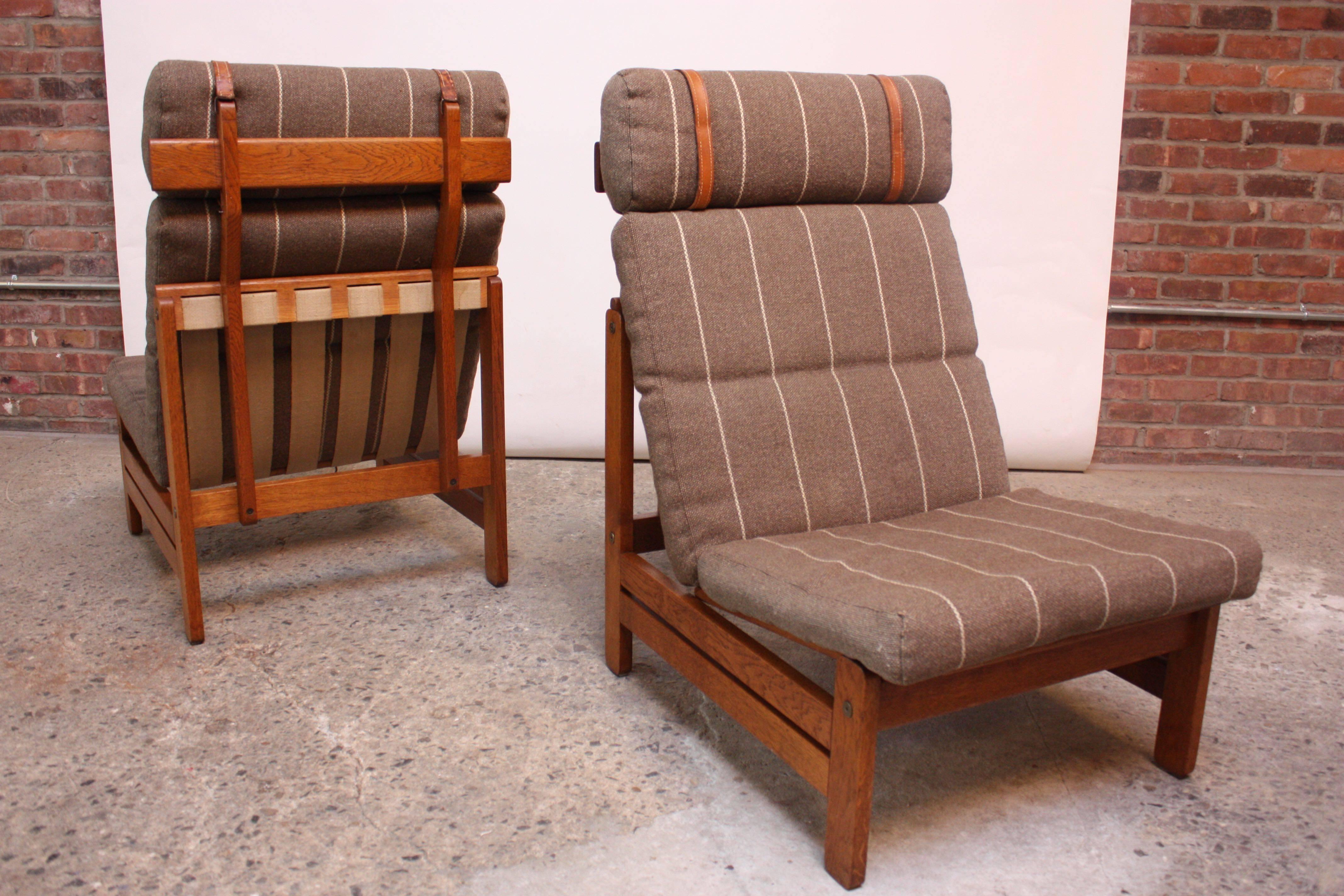 Mid-20th Century Pair of Danish Modern Safari-Style Lounge Chairs by Borge Mogensen