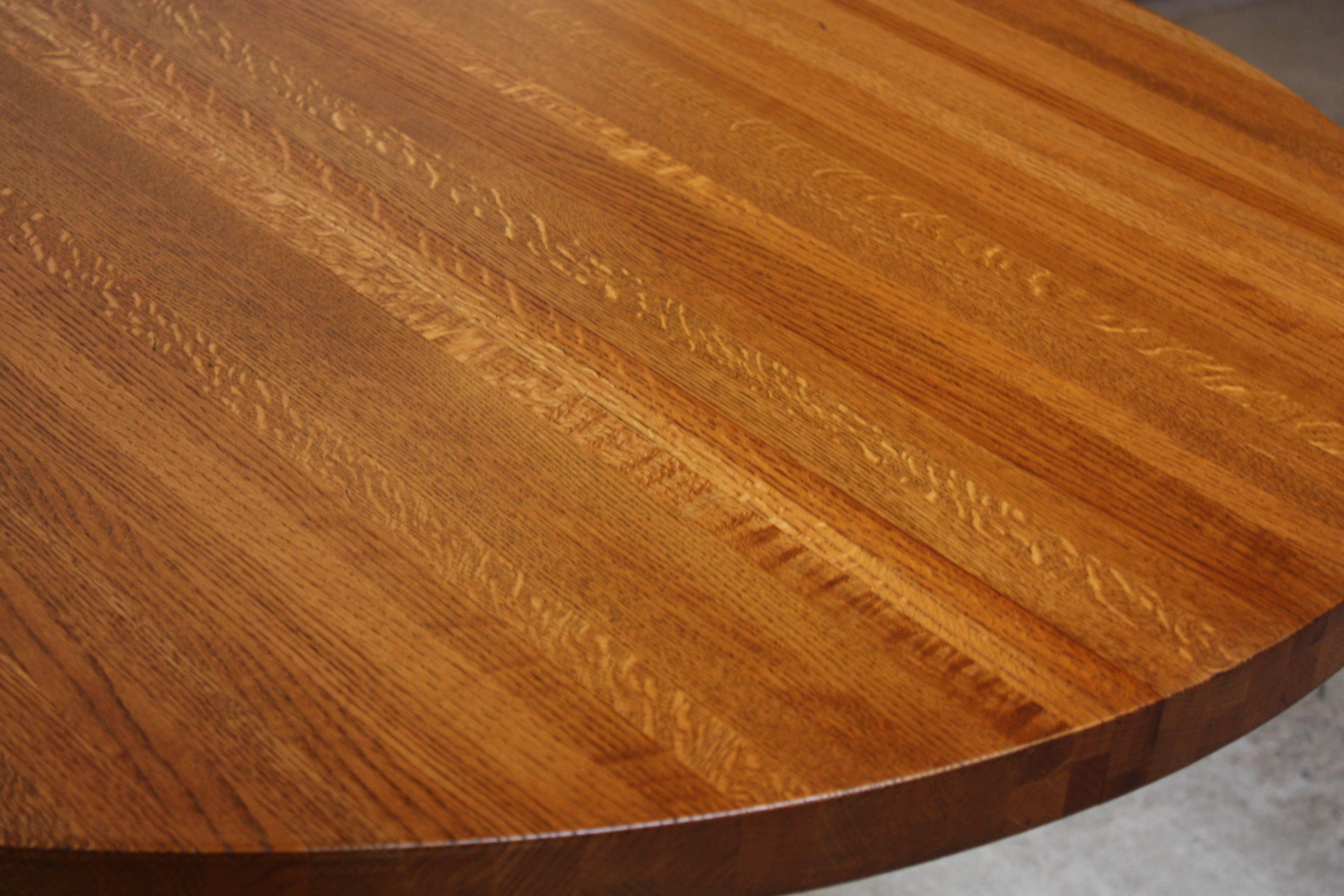 This American modern dining table is comprised of an oak butcher block top mounted to a chrome-plated steel base. The top has been restored, and the base shows minor wear, but no pitting.
Butcher block top thickness: 1.5