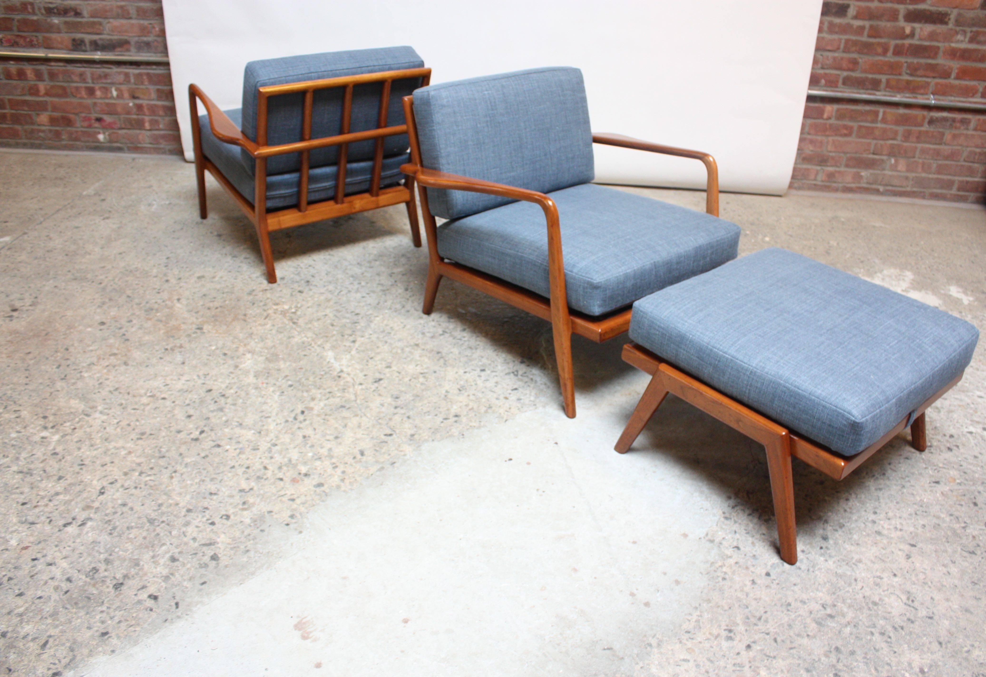Mid-20th Century Pair of Mid-Century Walnut Armchairs and Ottoman by Mel Smilow