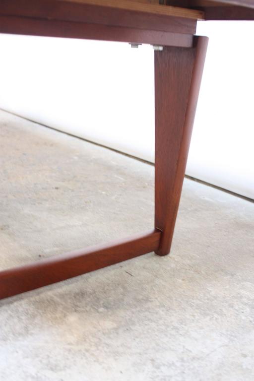 Danish Modern Teak Extendable Coffee Table For Sale At 1stdibs Danish Modern Teak Extendable Coffee Table For Sale At 1stdibs