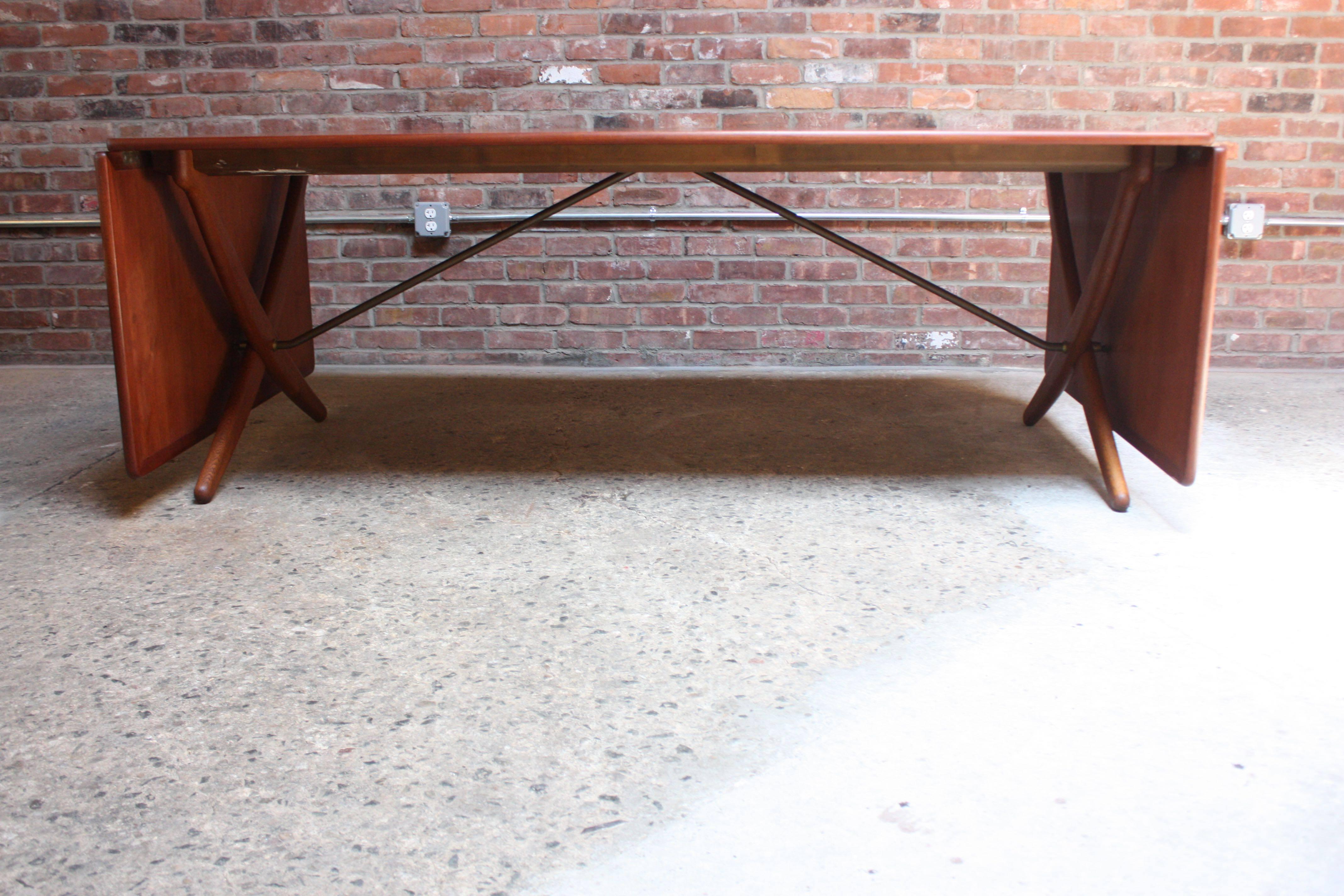 Hans Wegner for Andreas Tuck AT-314 Teak Drop-Leaf Dining Table In Excellent Condition In Brooklyn, NY