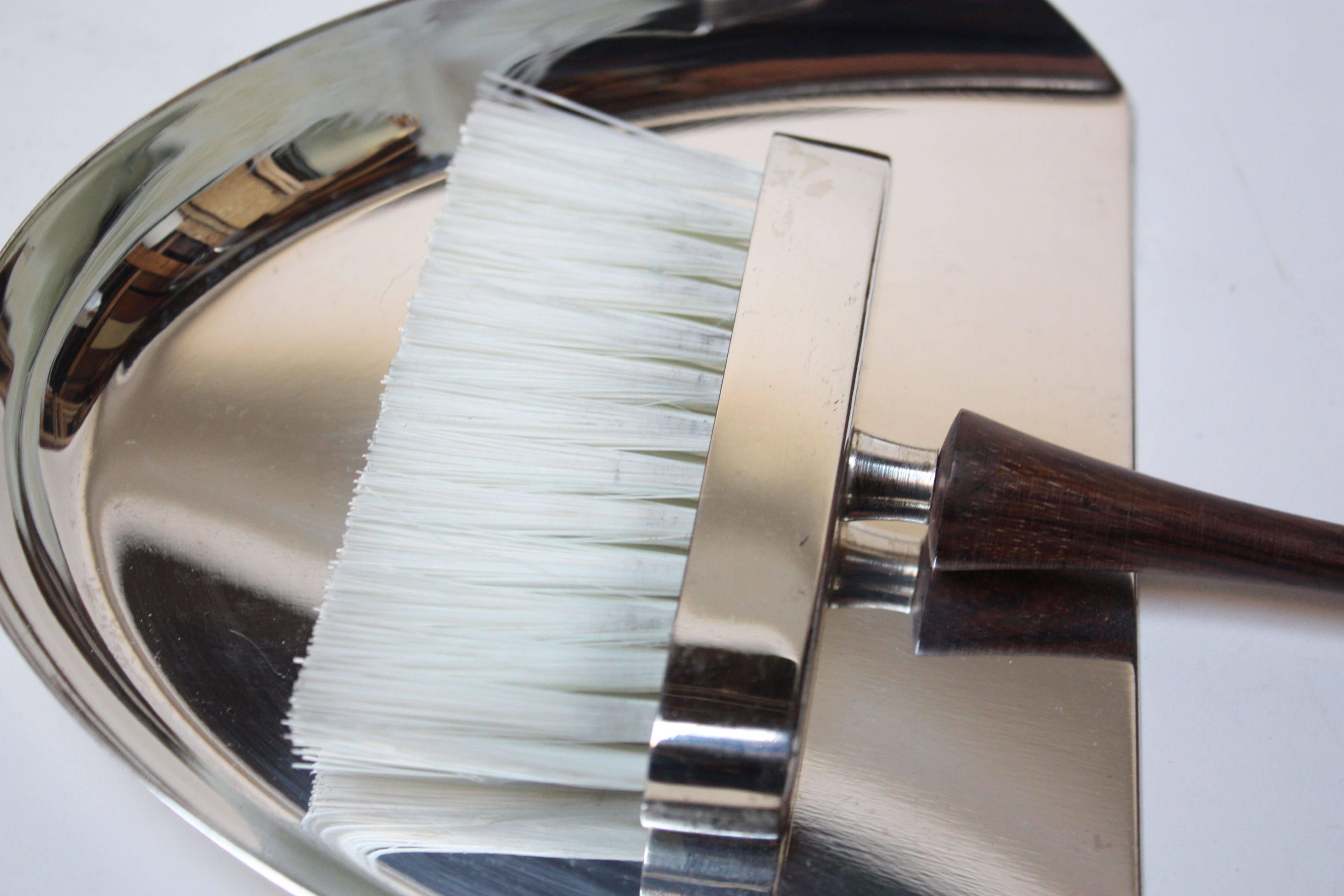 Italian Modern Silver Plate and Rosewood Crumb Brush and Pan In Excellent Condition In Brooklyn, NY