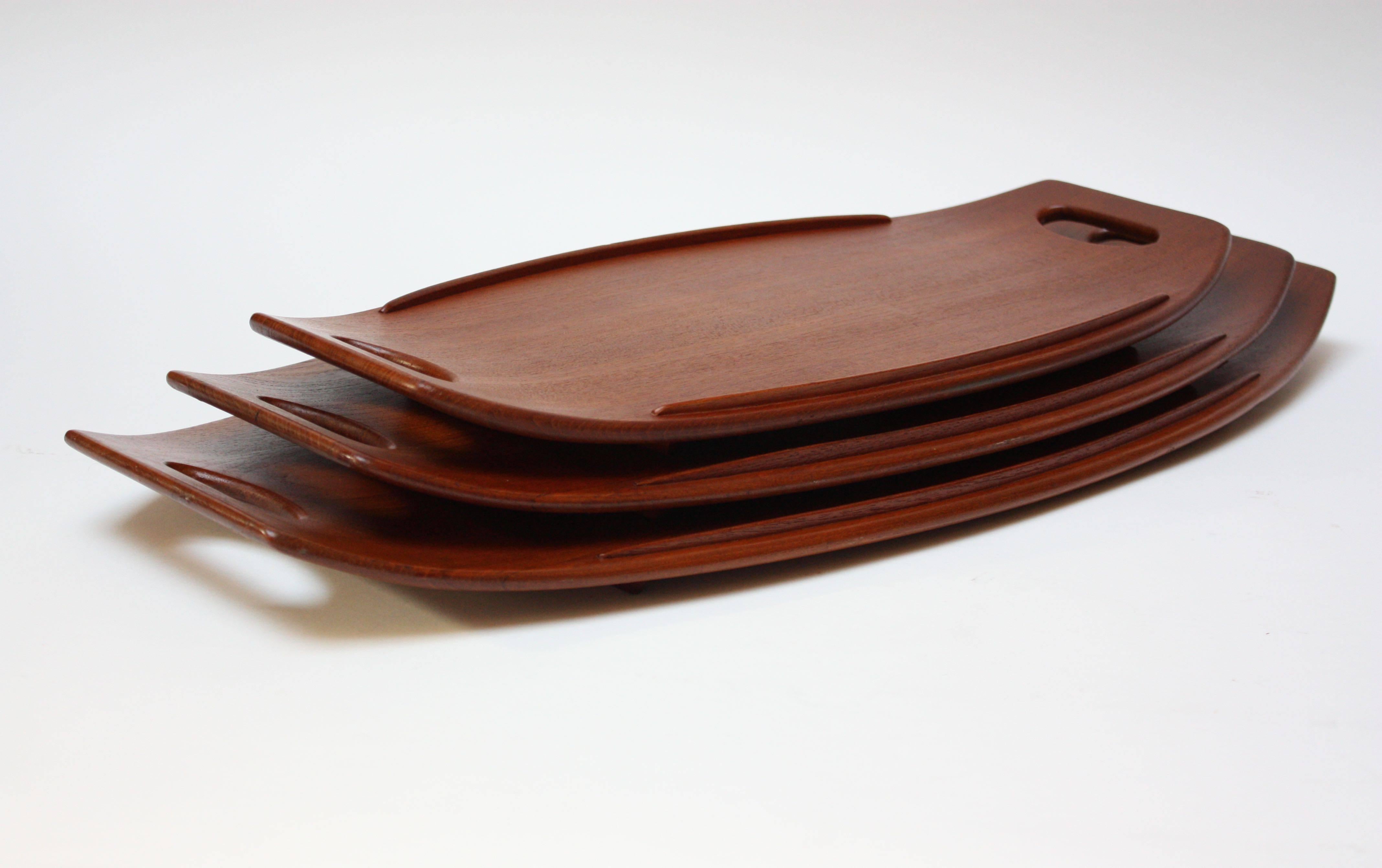 Mid-Century Modern Nest of Three Staved Teak Serving Trays by Jens Quistgaard for Dansk For Sale