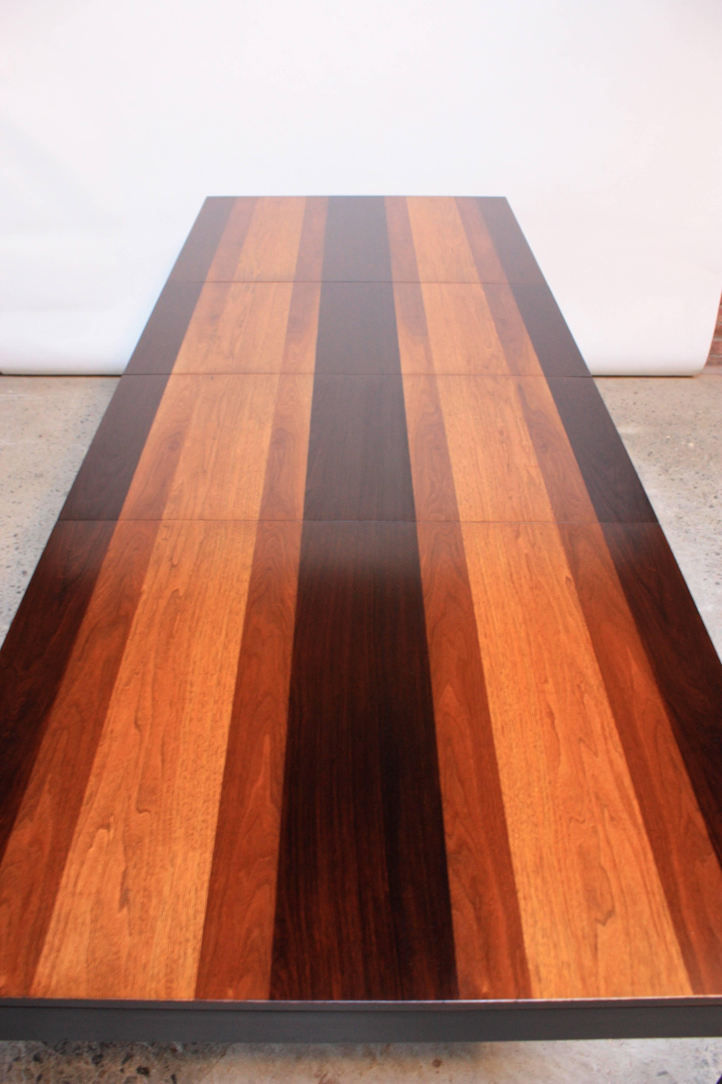 Milo Baughman Mixed-Wood Dining Table for Directional In Good Condition In Brooklyn, NY