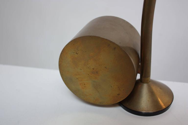 Cedric Hartman Counterweighted Brass Table Lamp In Good Condition For Sale In Brooklyn, NY