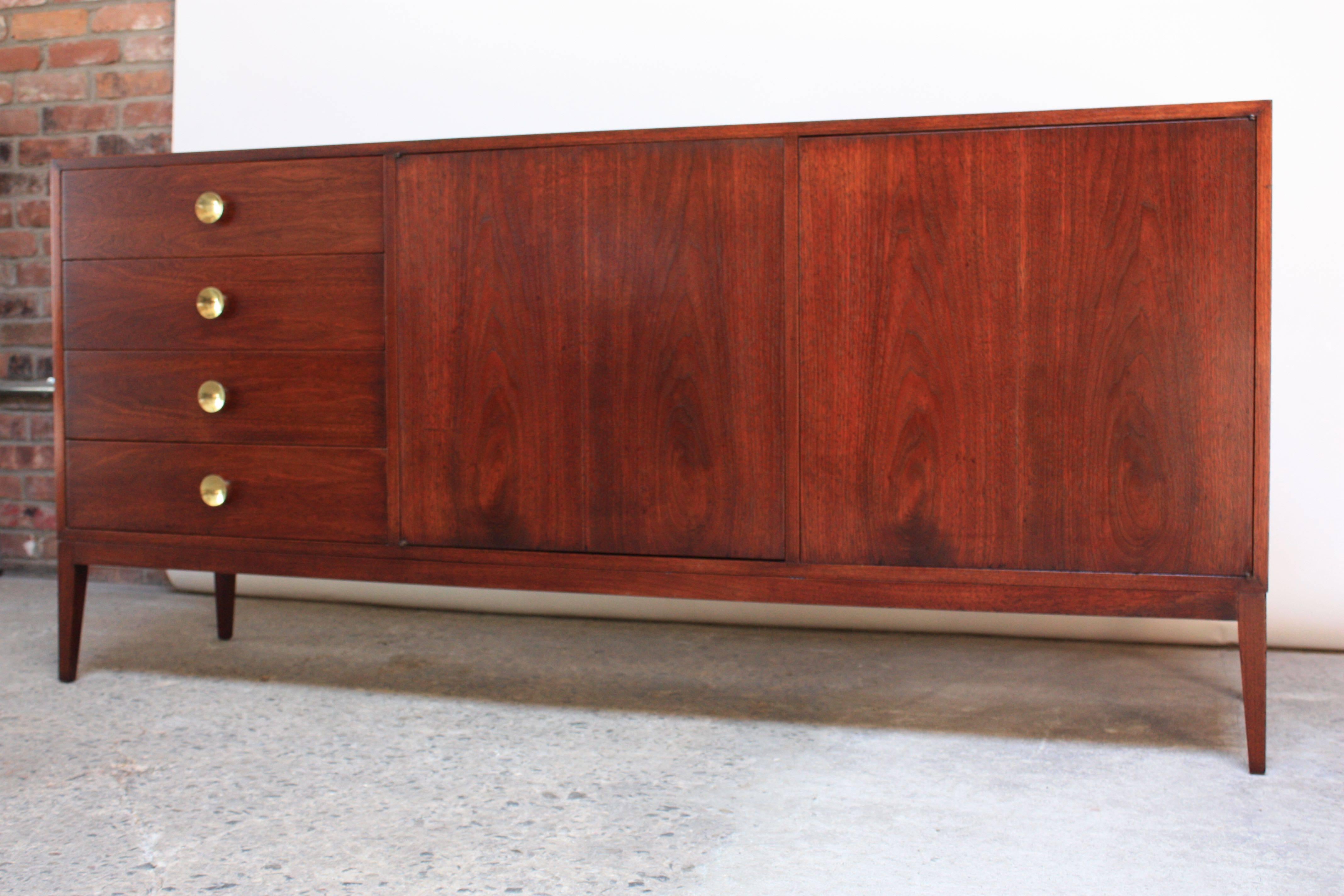 Mid-Century Walnut and Brass Credenza after Paul McCobb In Good Condition In Brooklyn, NY