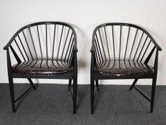 Par de sillones suecos modernos «Sunfeather» de madera de haya ebonizada, diseñados por Sonna Rosen