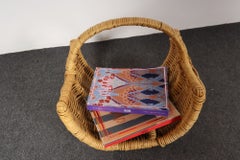 Cesta grande vintage de mimbre trenzado para guardar cosas / revistas / leña