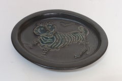 Plaque vintage en céramique marron mat « Tiger » de David Gil pour Bennington Potters