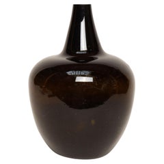 Demi-joue vintage française en verre soufflé à la bouche, de forme bombée, de couleur vert olive foncé