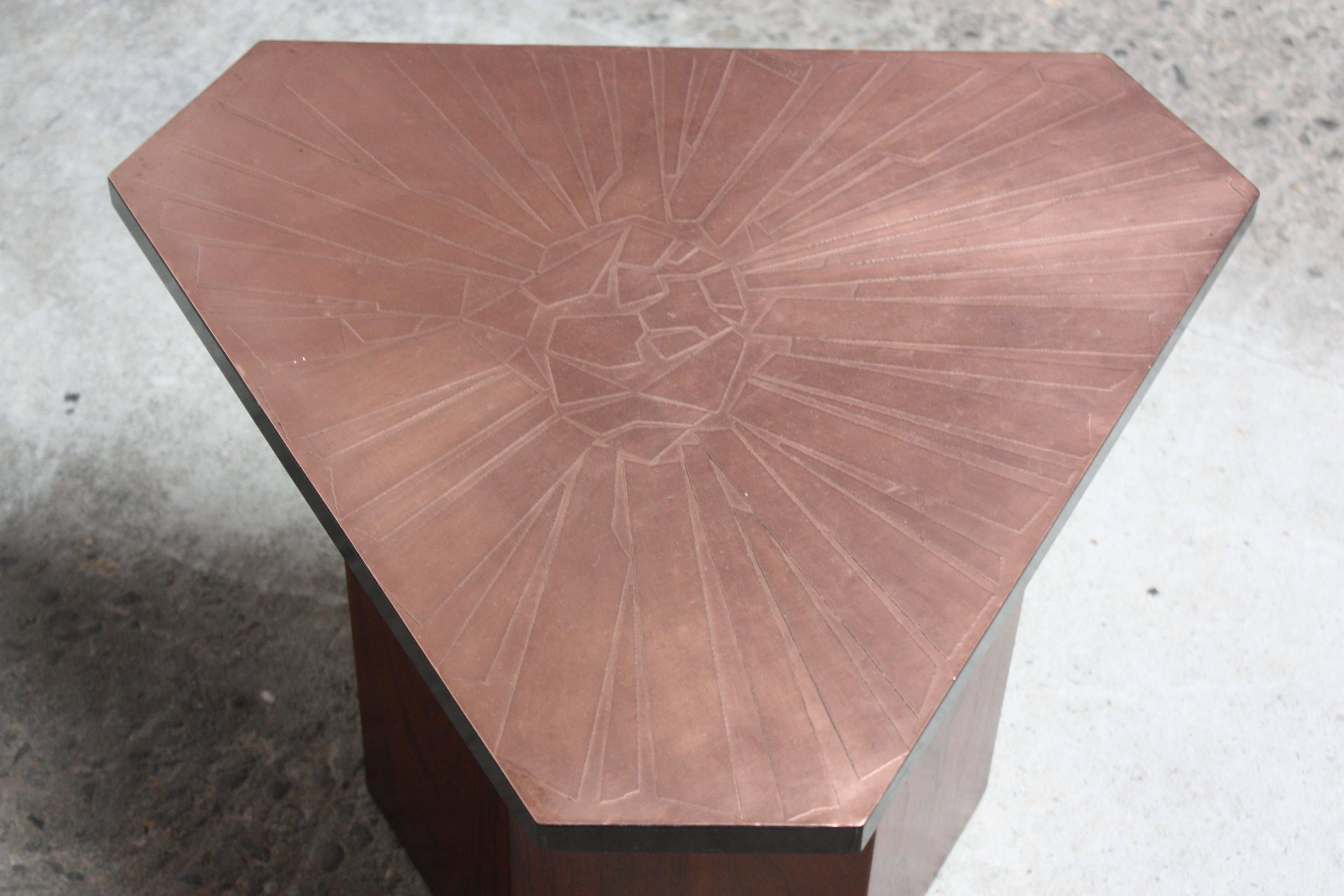 Mid-20th Century Pair of Italian Etched Copper and Brass Side Tables by G. Urso