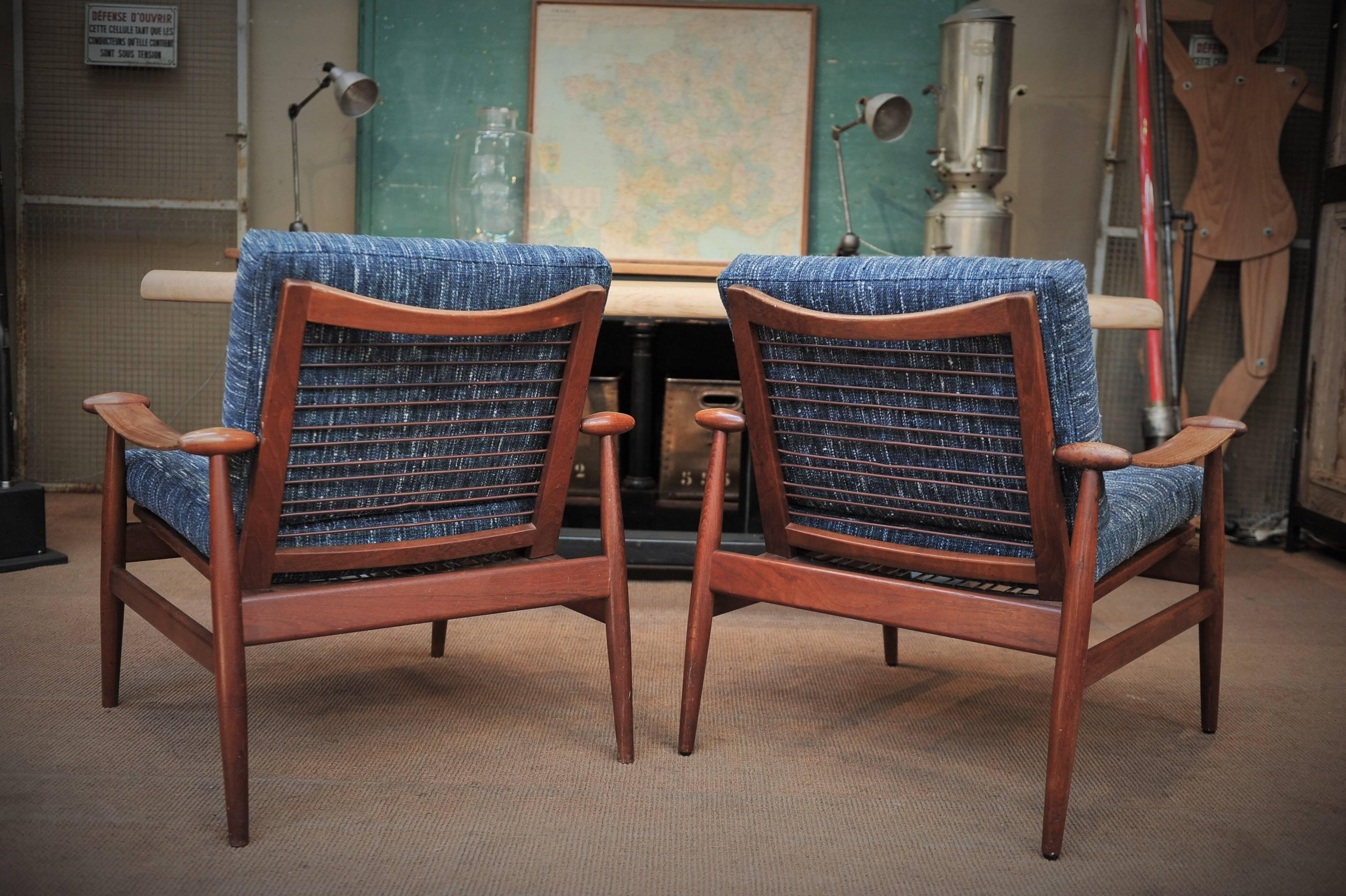 Mid-20th Century Pair of Danish  Lounge Chairs by of Finn Juh  Model 153