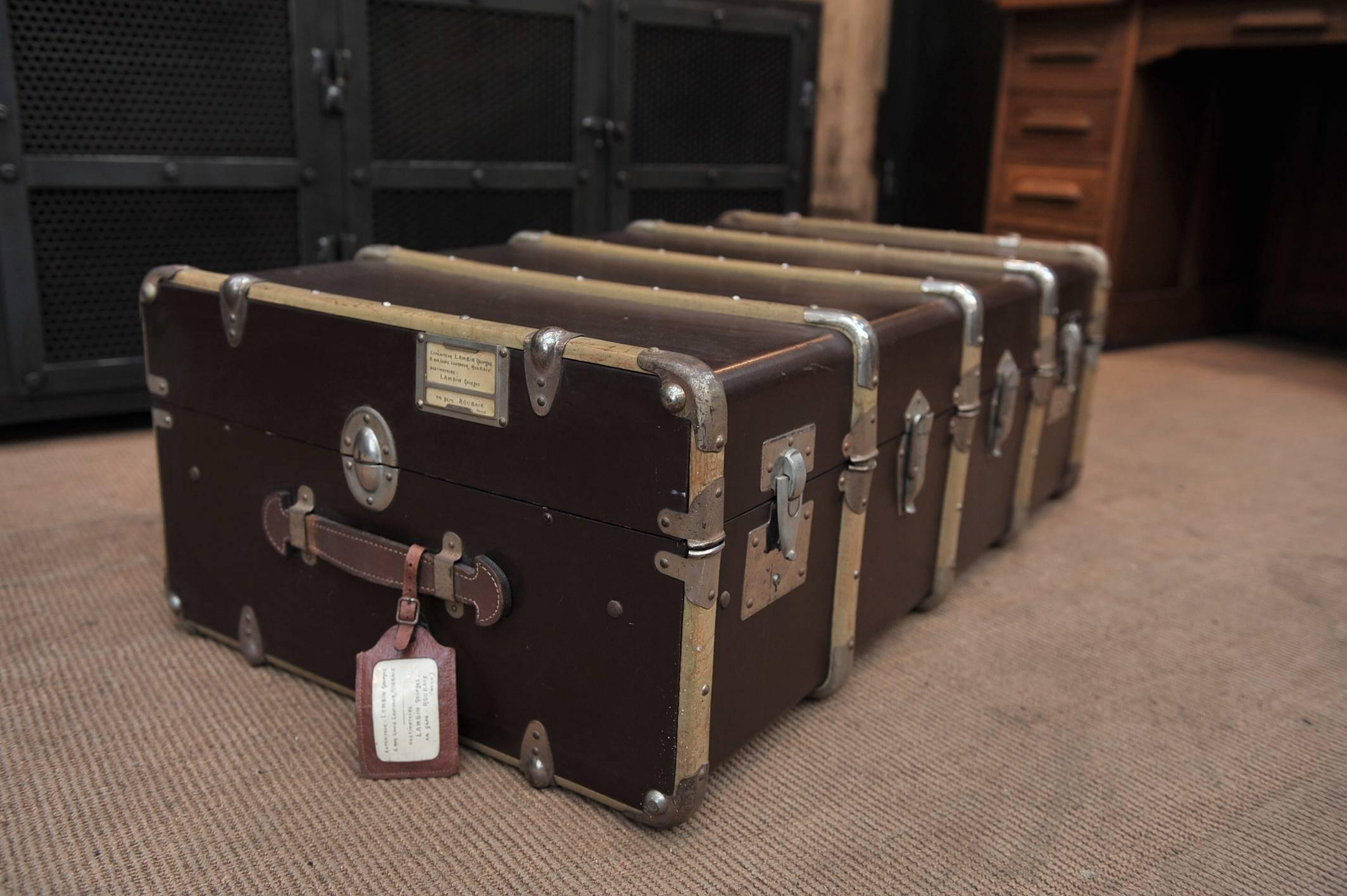 Mid-20th Century Vintage French Traveling Suitecase Trunk Luggage