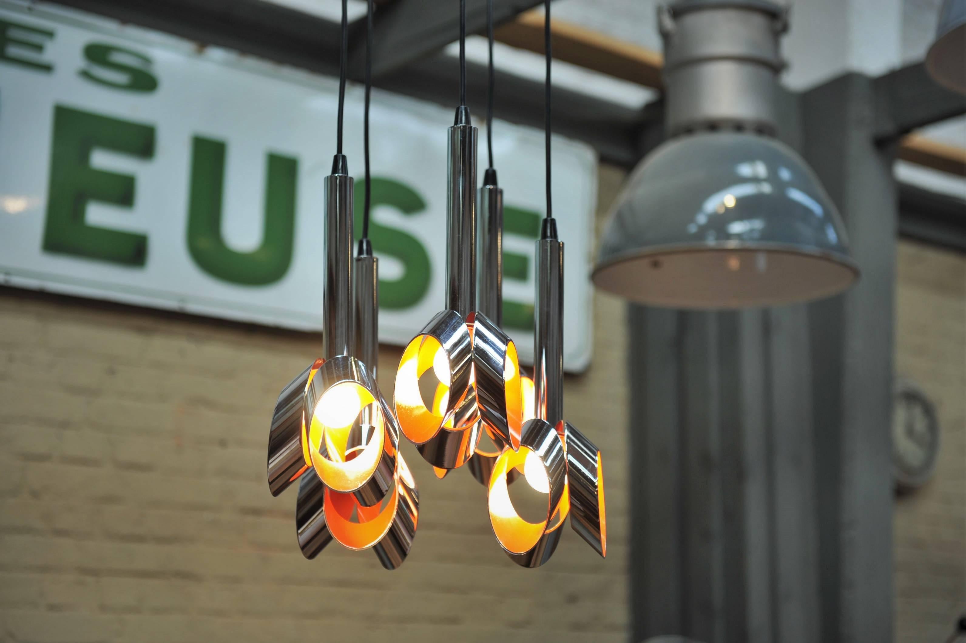 Five Lights Modern Design Chandelier Chromed and Painted Metal, 1960s In Good Condition For Sale In Roubaix, FR