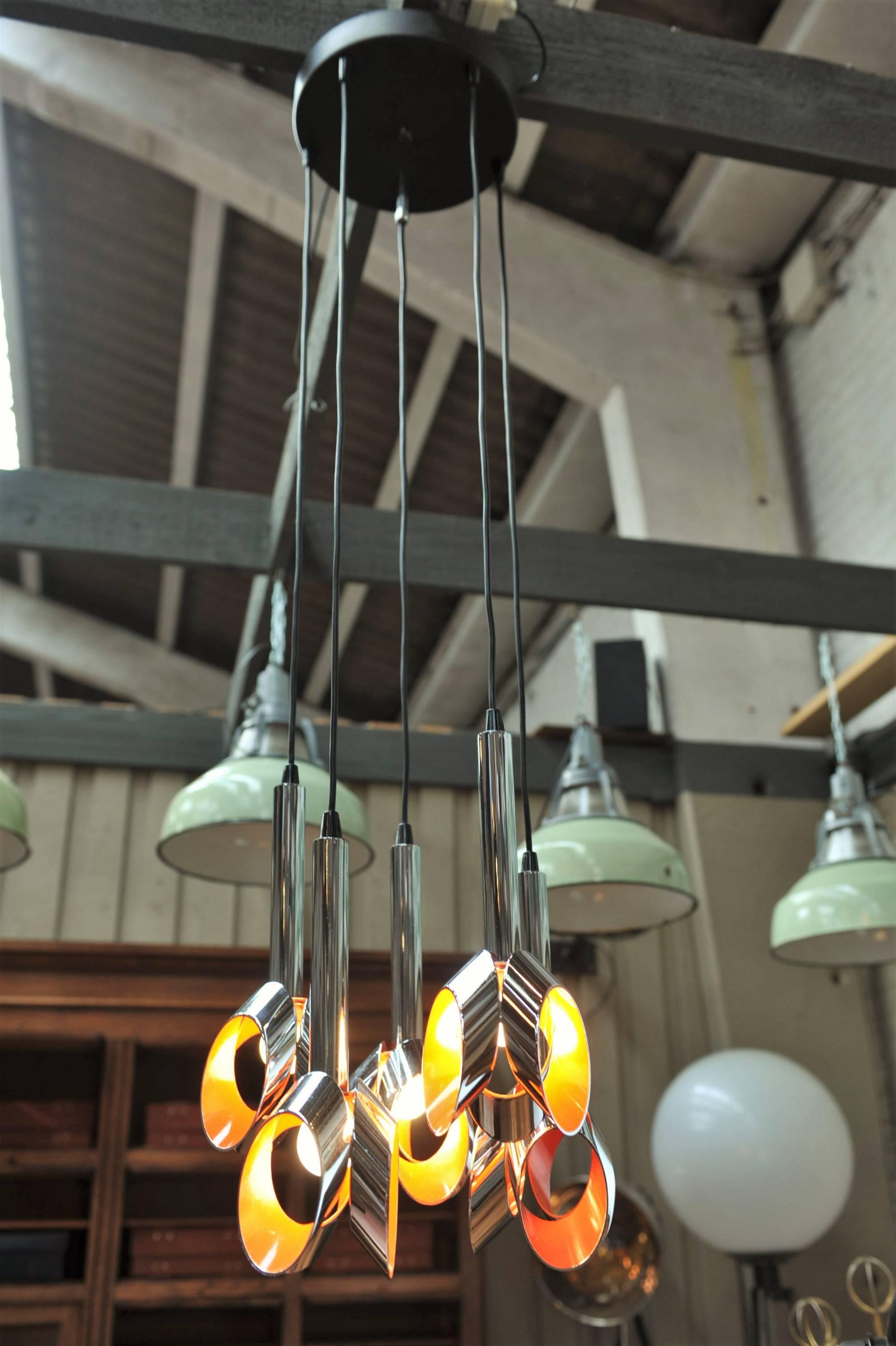 French Five Lights Modern Design Chandelier Chromed and Painted Metal, 1960s For Sale
